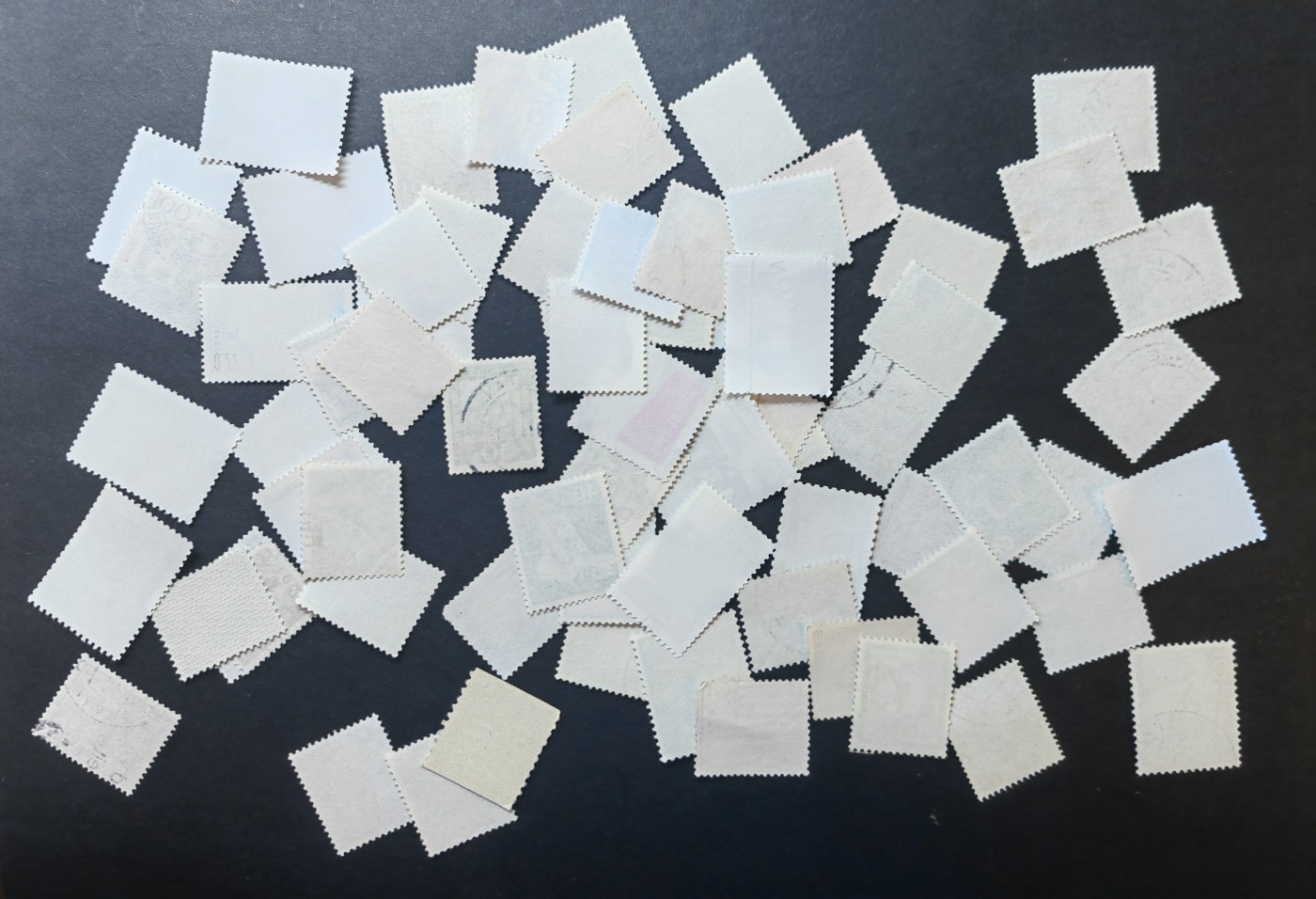 中外邮票+首日封+旧书籍.专场（精品） 外邮一组（日本，德国居多，一共70张）品相不错