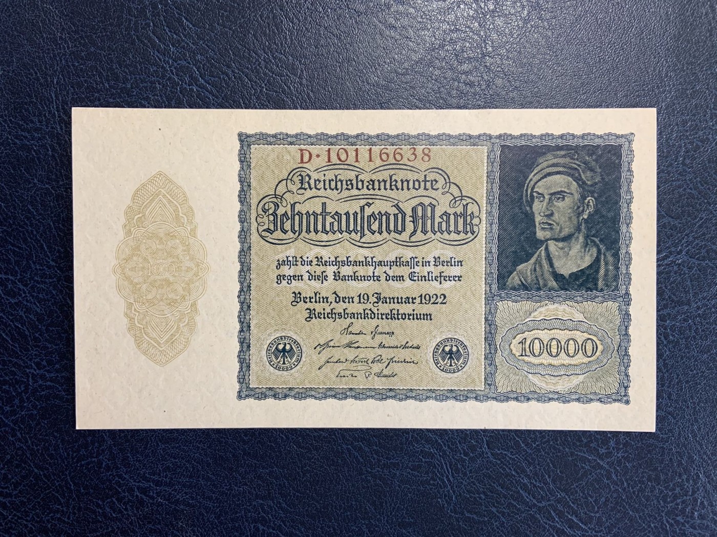收藏联盟Quantum Auction 第279期拍卖  德国1922年10000马克 品相UNC 大票幅 丢勒名画 边缘一处微瑕