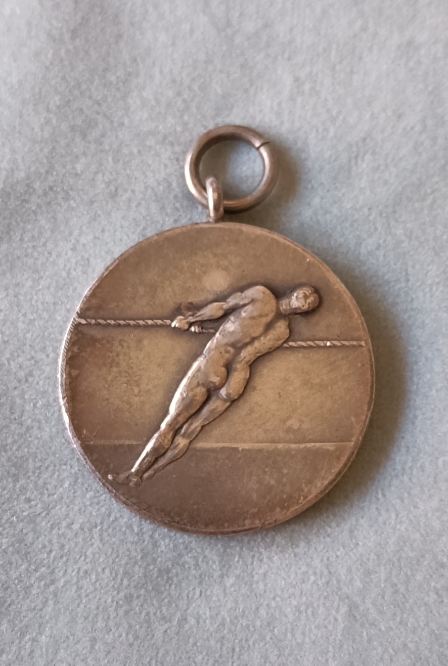 “China 中国”--英国皇家伯克郡团奖章专场 拔河银章，32mm