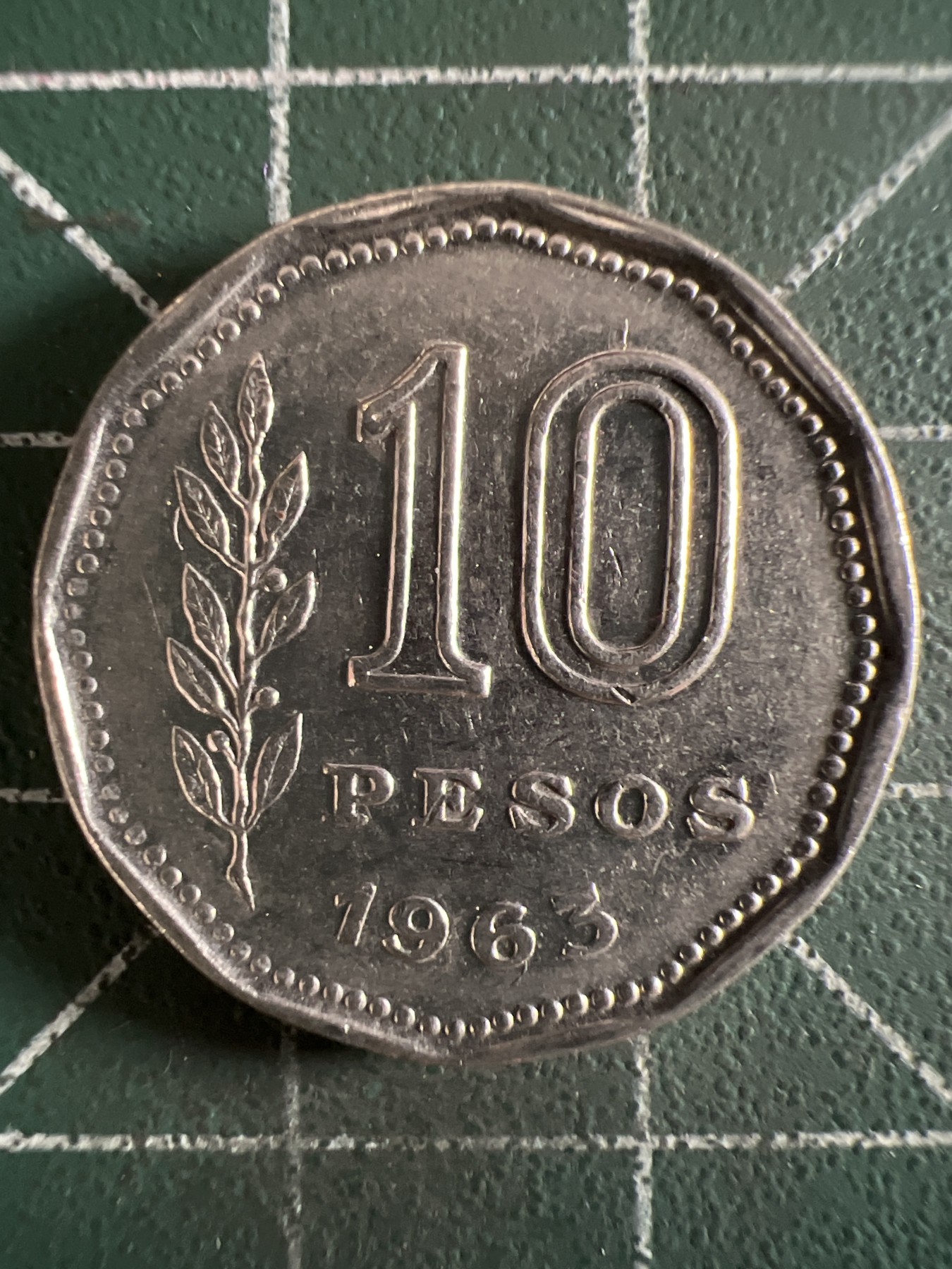 第385期 硬币专场 （无押金，捡漏，全场20包邮，偏远地区除外，接收代拍业务） 阿根廷10比索