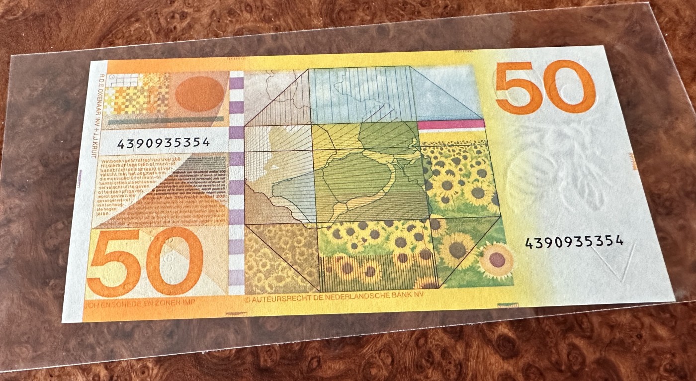 Chase Auction 第23期 - - 外钞、民国钞和人民币混合场！ 荷兰59盾，向日葵，UNC，品相如图！正面左下角有一点儿荧光反应！