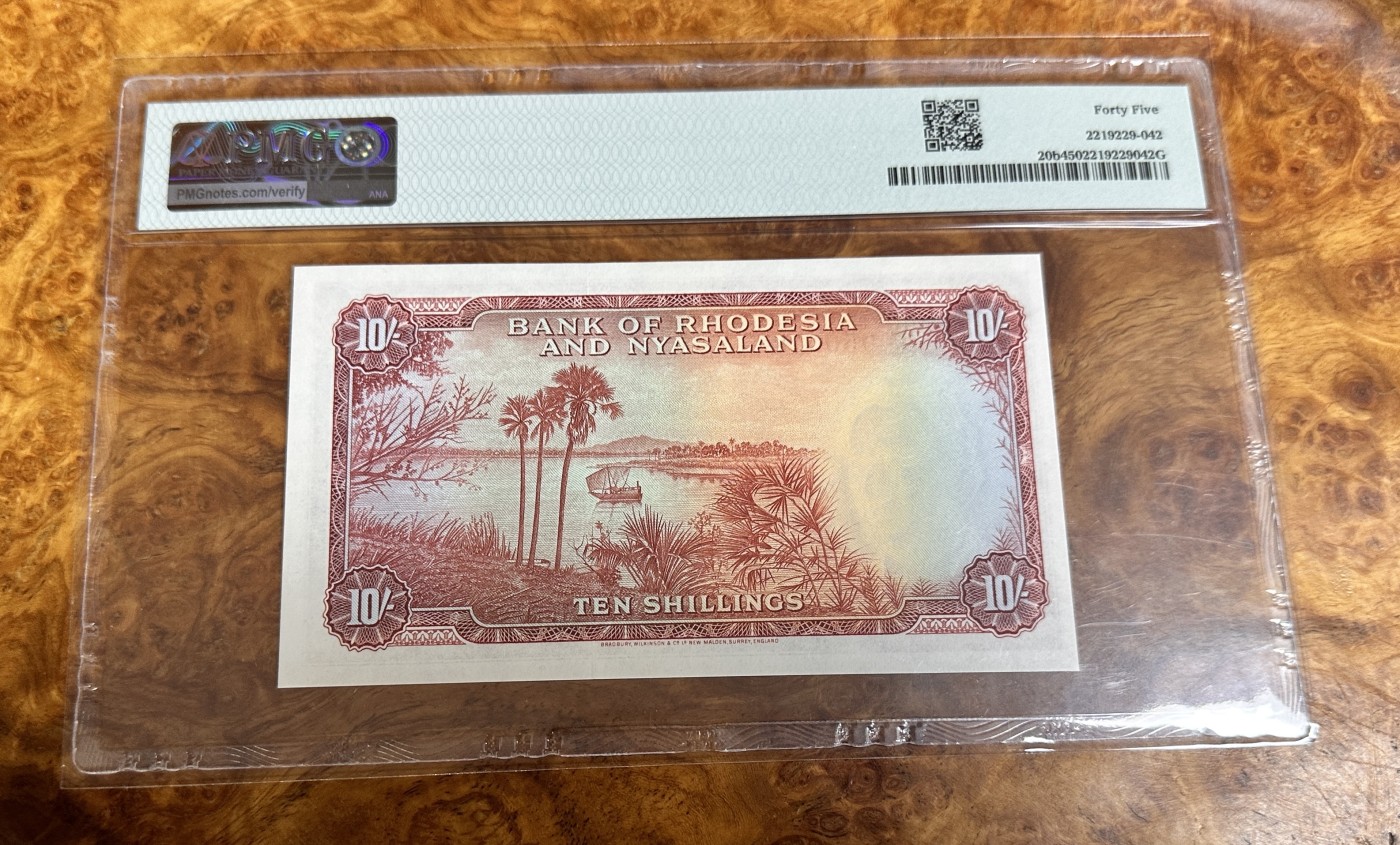 Chase Auction 第23期 - - 外钞、民国钞和人民币混合场！ 1960年罗得西亚和尼亚萨兰10先令，大冠女王，PMG45！