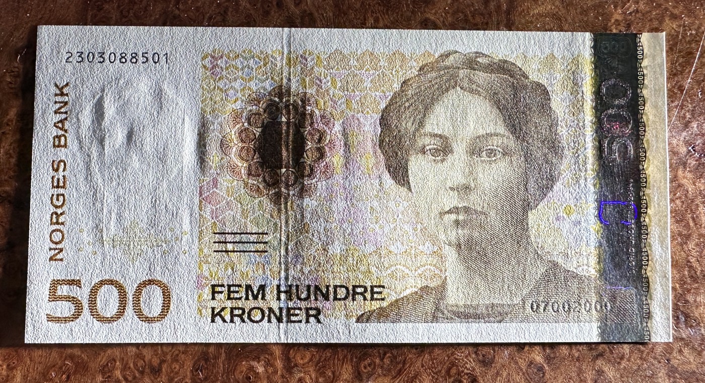 Chase Auction 第23期 - - 外钞、民国钞和人民币混合场！ 挪威500克朗，UNC，品相如图！
