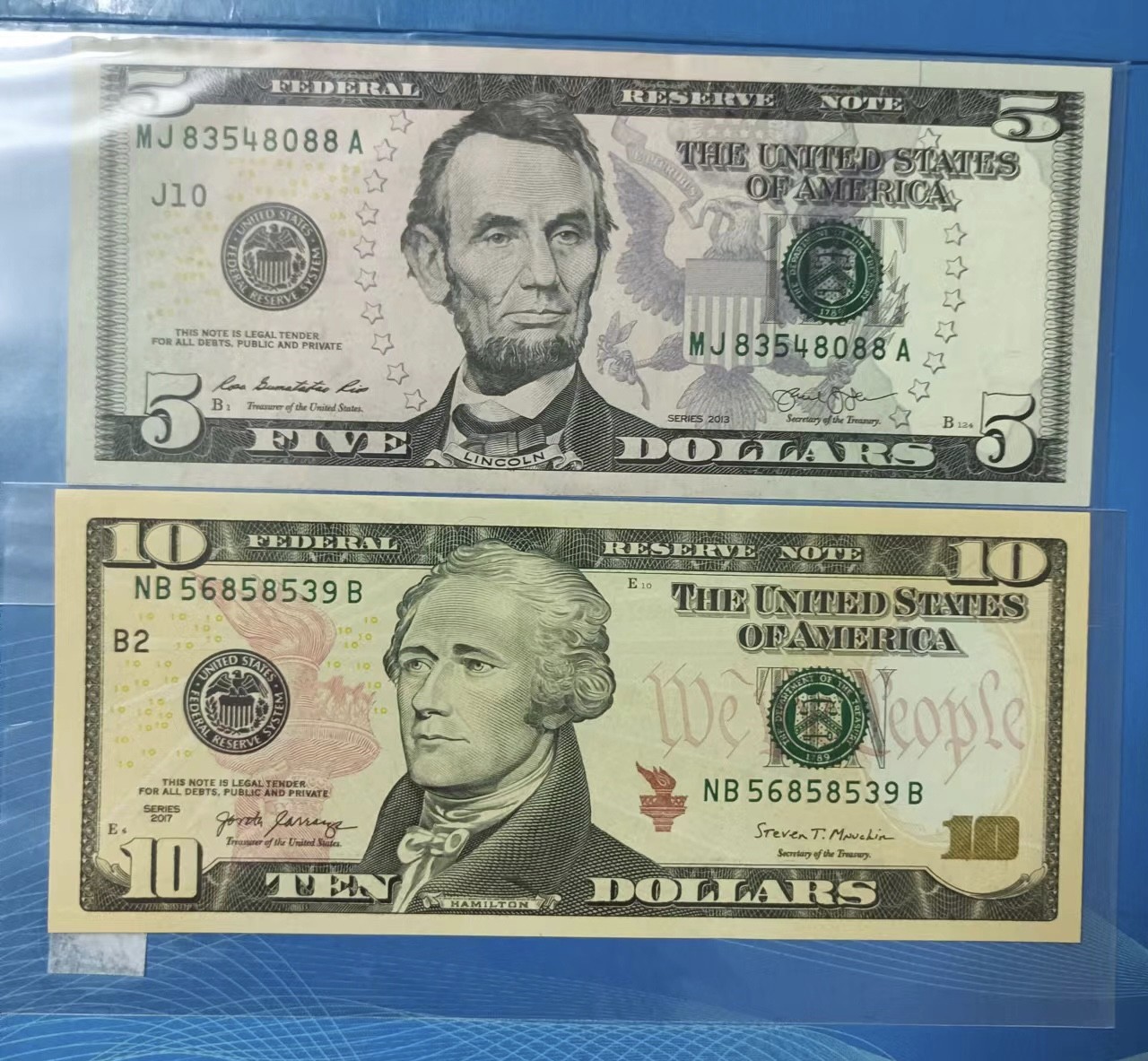 Chase Auction 第23期 - - 外钞、民国钞和人民币混合场！ 2017年10美元NB56858539B2013年5美元MJ83548088A，全新UNC二枚同拍，如图发货！
