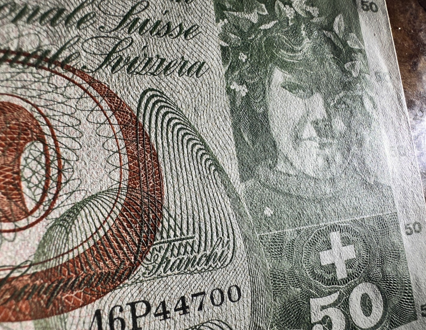 Chase Auction 第23期 - - 外钞、民国钞和人民币混合场！ 瑞士早期50法郎，苹果园，UNC-，品相如图！