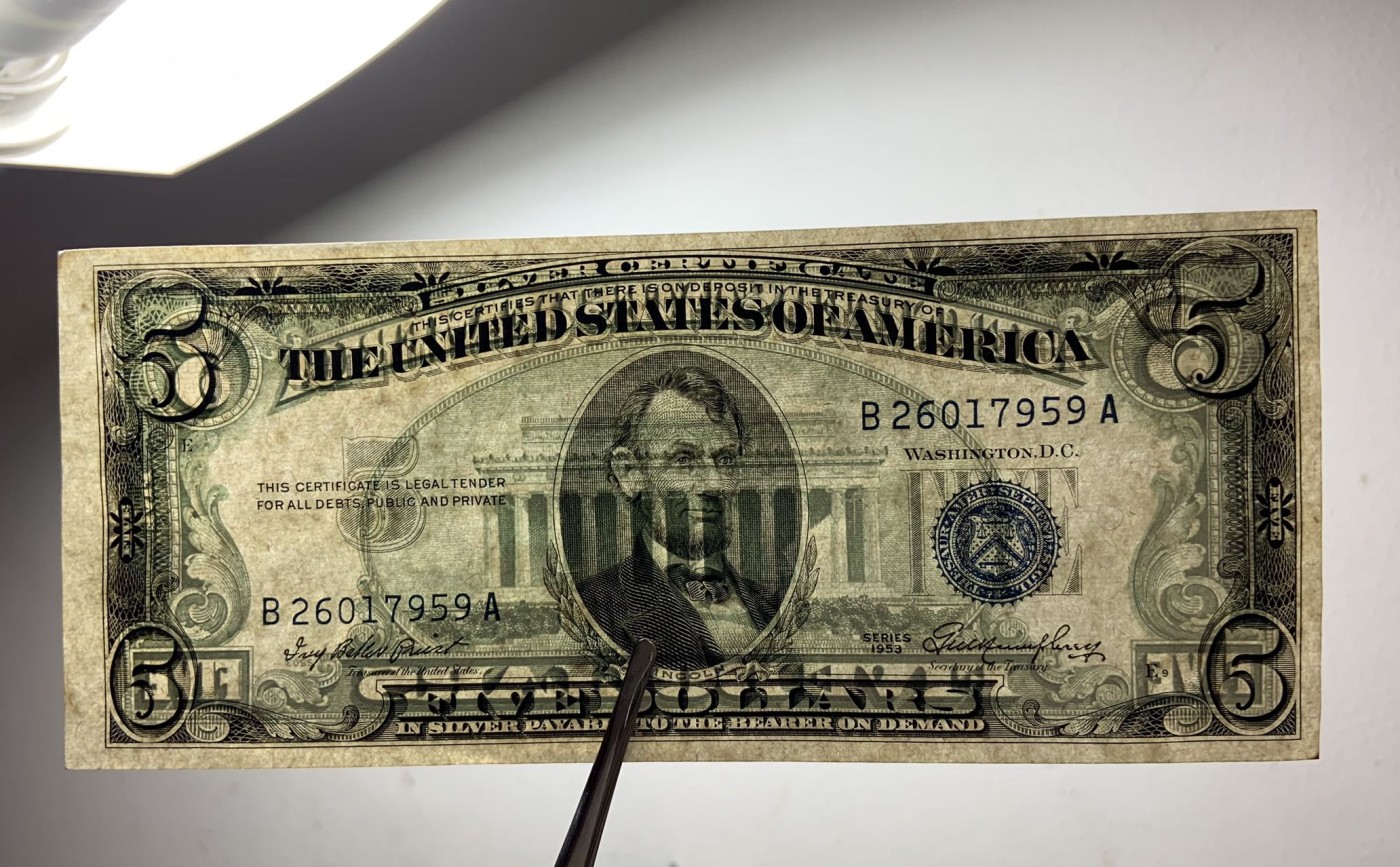 收藏联盟Quantum Auction 第279期拍卖  美国联邦1953年5美元银币券 品相UNC 号码无4 有半道横向的轻微点钞痕