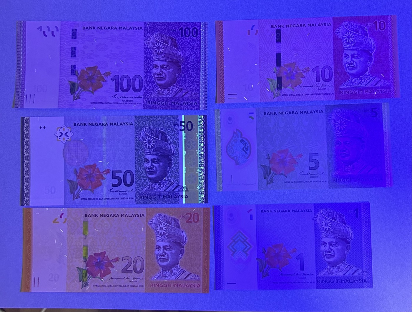 【丑猫】今晚七点【自动快拍】 马来尾2同全套unc