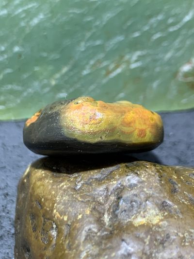 精美亚光冰飘天眼纹战国红玛瑙手工俏色巧雕无观音菩萨意境吊坠一个， 精美亚光冰飘天眼纹战国红玛瑙手工俏色巧雕无观音菩萨意境吊坠一个，