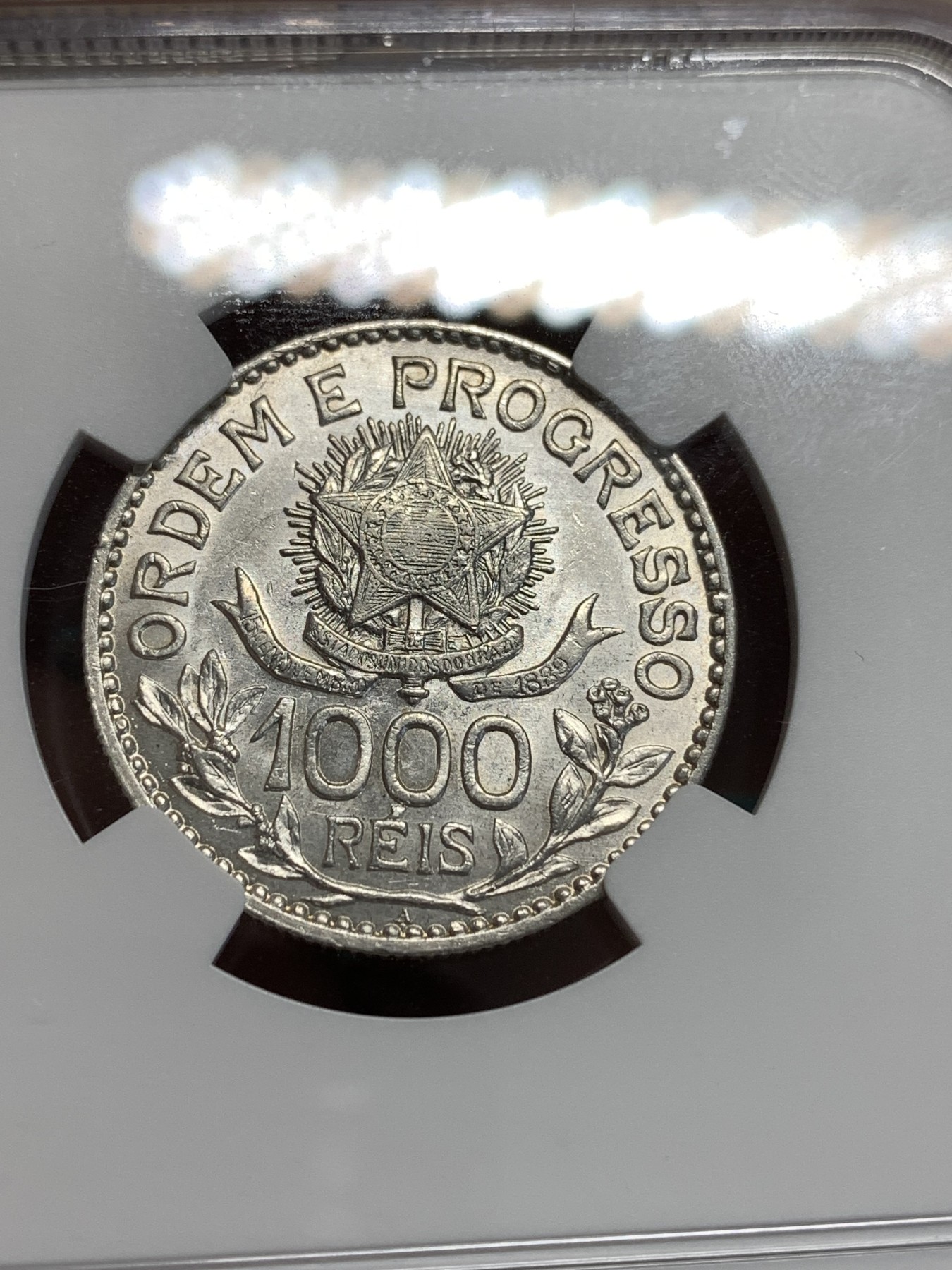 《竞宝斋》第187场-周日，周一 2场 (全场包邮) NGC-AU58 巴西 1913年 1000瑞斯银币