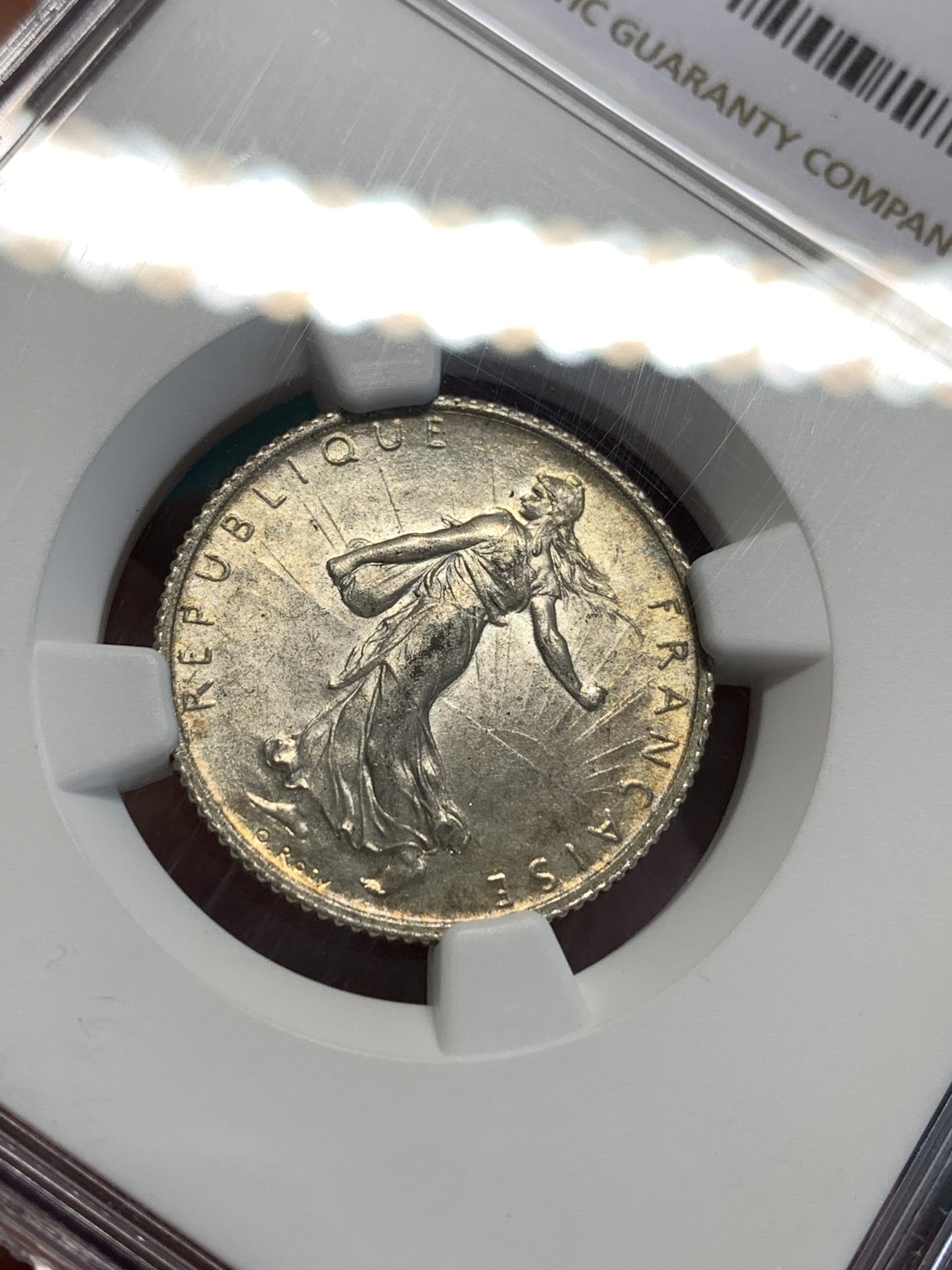 《竞宝斋》第187场-周日，周一 2场 (全场包邮) NGC MS64 法国1915年播种女神1法郎银币