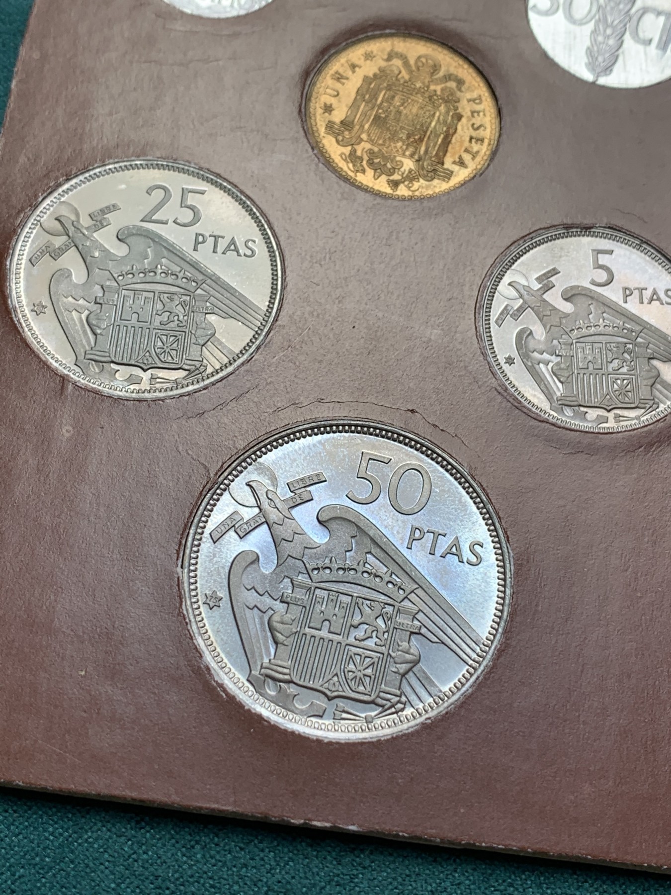 《竞宝斋》第187场-周日，周一 2场 (全场包邮) 本装 西班牙1957 *72年 佛朗哥六枚套 精制币 较少的年份