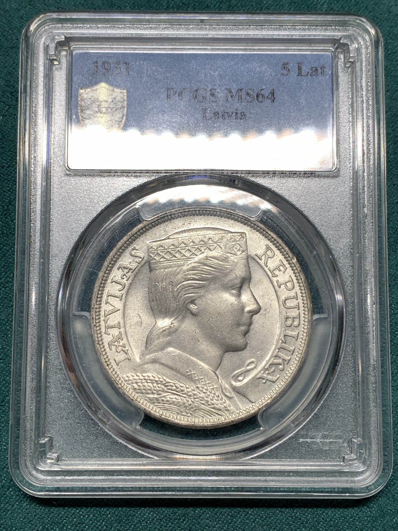 《竞宝斋》第187场-周日，周一 2场 (全场包邮) PCGS-MS64 拉脱维亚1931年少女头像5拉特银币  高分好品 64分已经很难见到