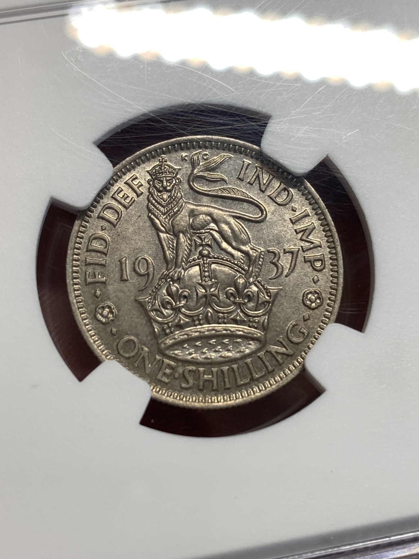 《竞宝斋》第187场-周日，周一 2场 (全场包邮) NGC-MS62 英国 1937年 乔治六世登基首年一先令银币英格兰版，银色转光流畅，叫人爱不释手，凑年份必备