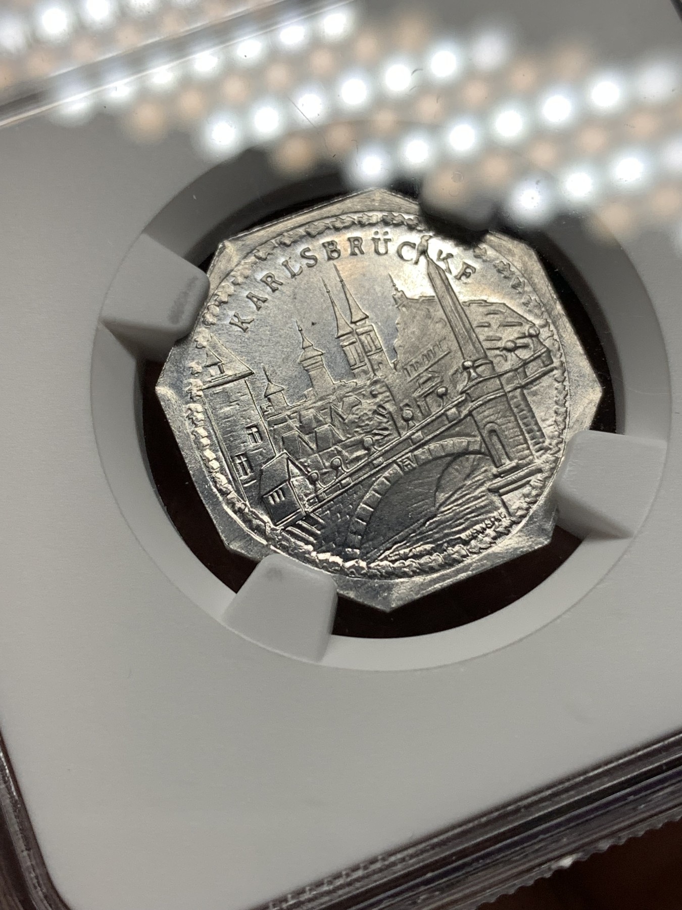 《竞宝斋》第187场-周日，周一 2场 (全场包邮) NGC MS65 德国1920纽伦堡紧急状态时期城市景观20P代用币