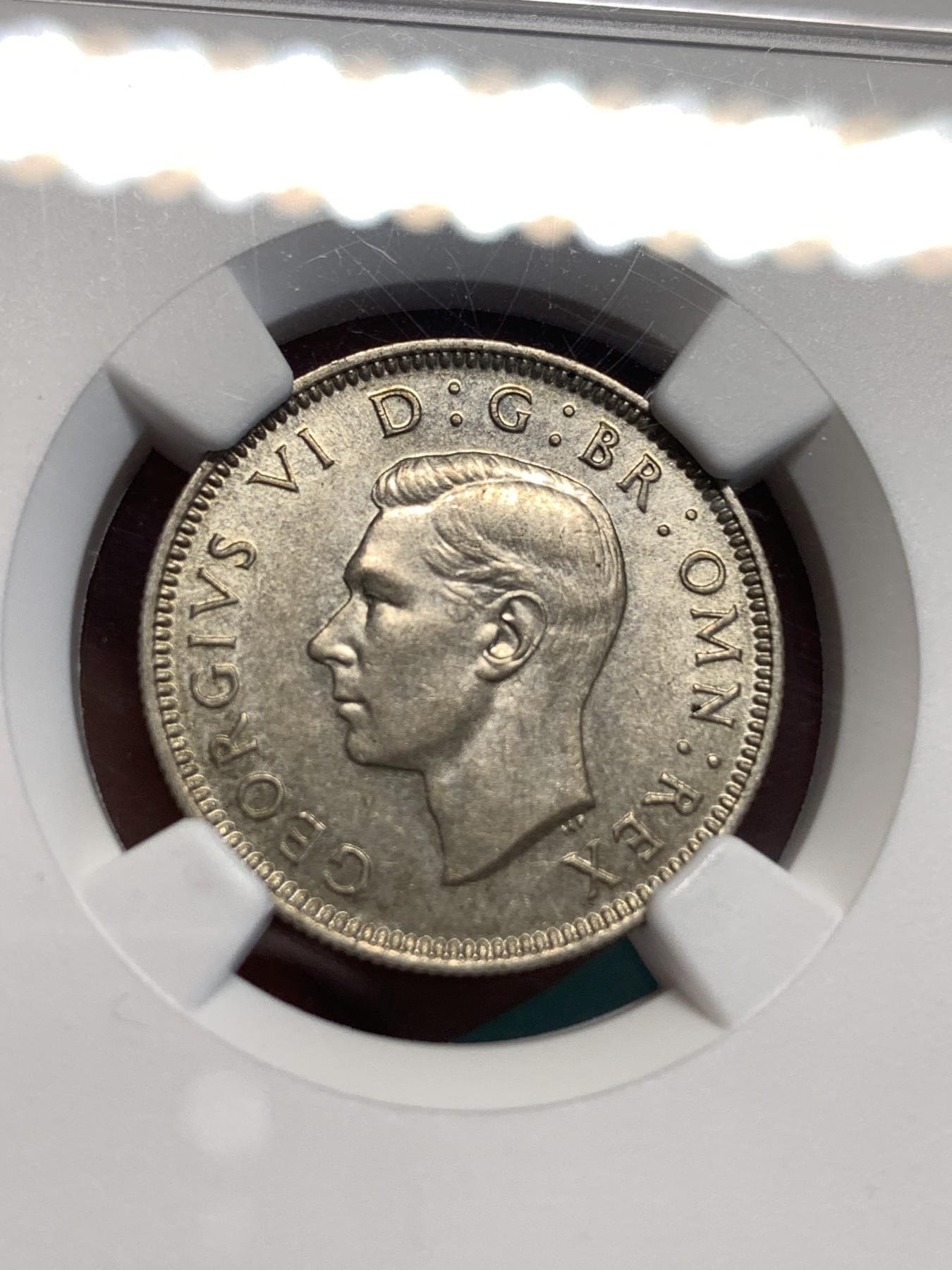 《竞宝斋》第187场-周日，周一 2场 (全场包邮) NGC-MS62 英国 1937年 乔治六世登基首年一先令银币英格兰版，银色转光流畅，叫人爱不释手，凑年份必备