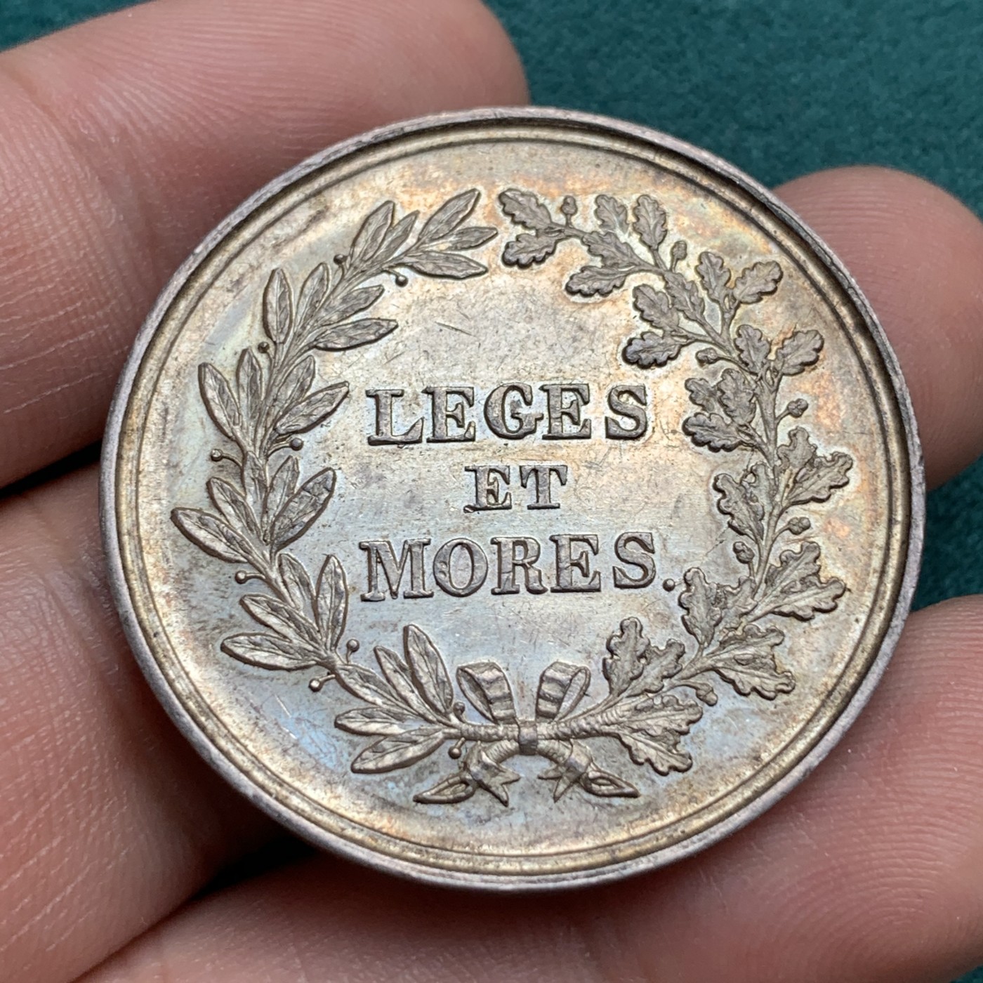 《竞宝斋》第187场-周日，周一 2场 (全场包邮) 法国 1845-1860 法律与习俗银质代币 16g  36.2mm 手指铭银标