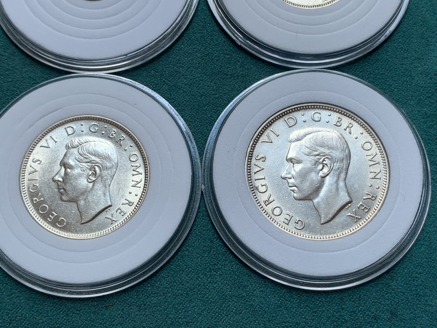 《竞宝斋》第187场-周日，周一 2场 (全场包邮) 6枚一组 好品乔治六世本土版三便士银币与六便士银币 英格兰与苏格兰版1先令银币 两先令银币和半克朗除便士外均有明显转光 流通好品