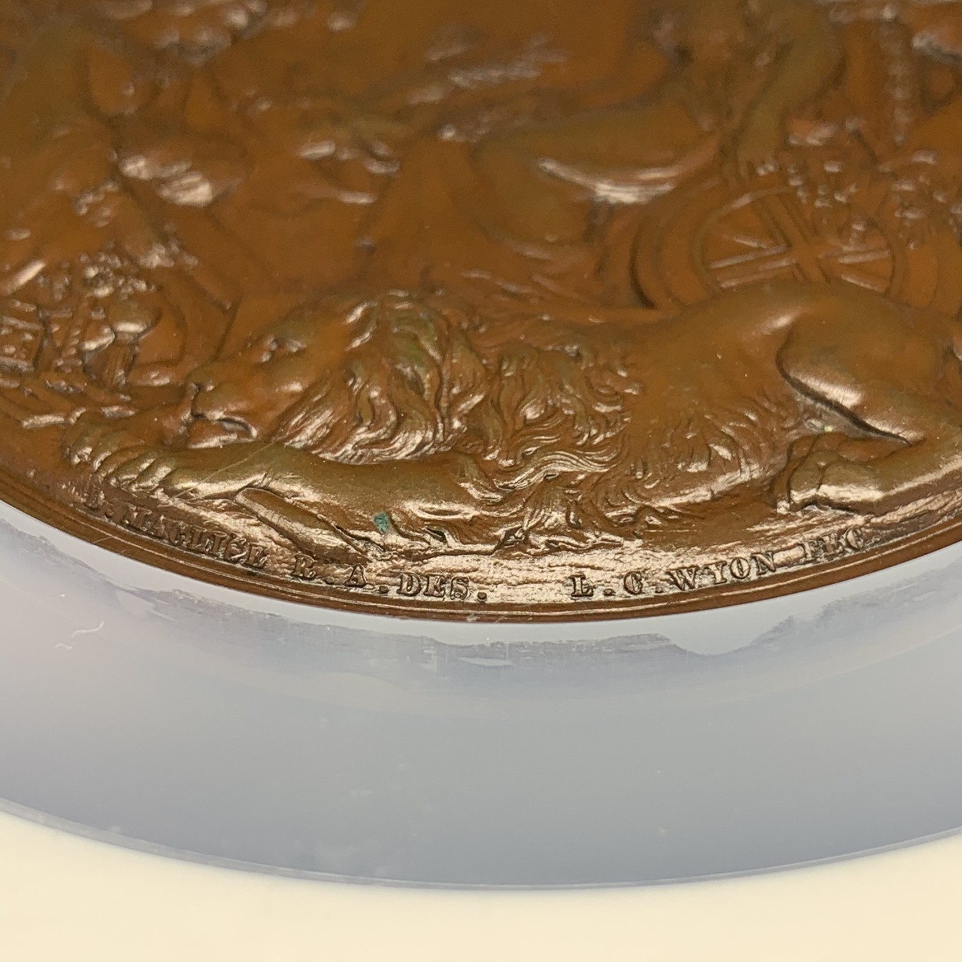 《竞宝斋》第187场-周日，周一 2场 (全场包邮) NGC MS65BN 英国 1862年 伦敦世博会大铜章，浮雕立体生动，英国历史章牌系列。附带原盒