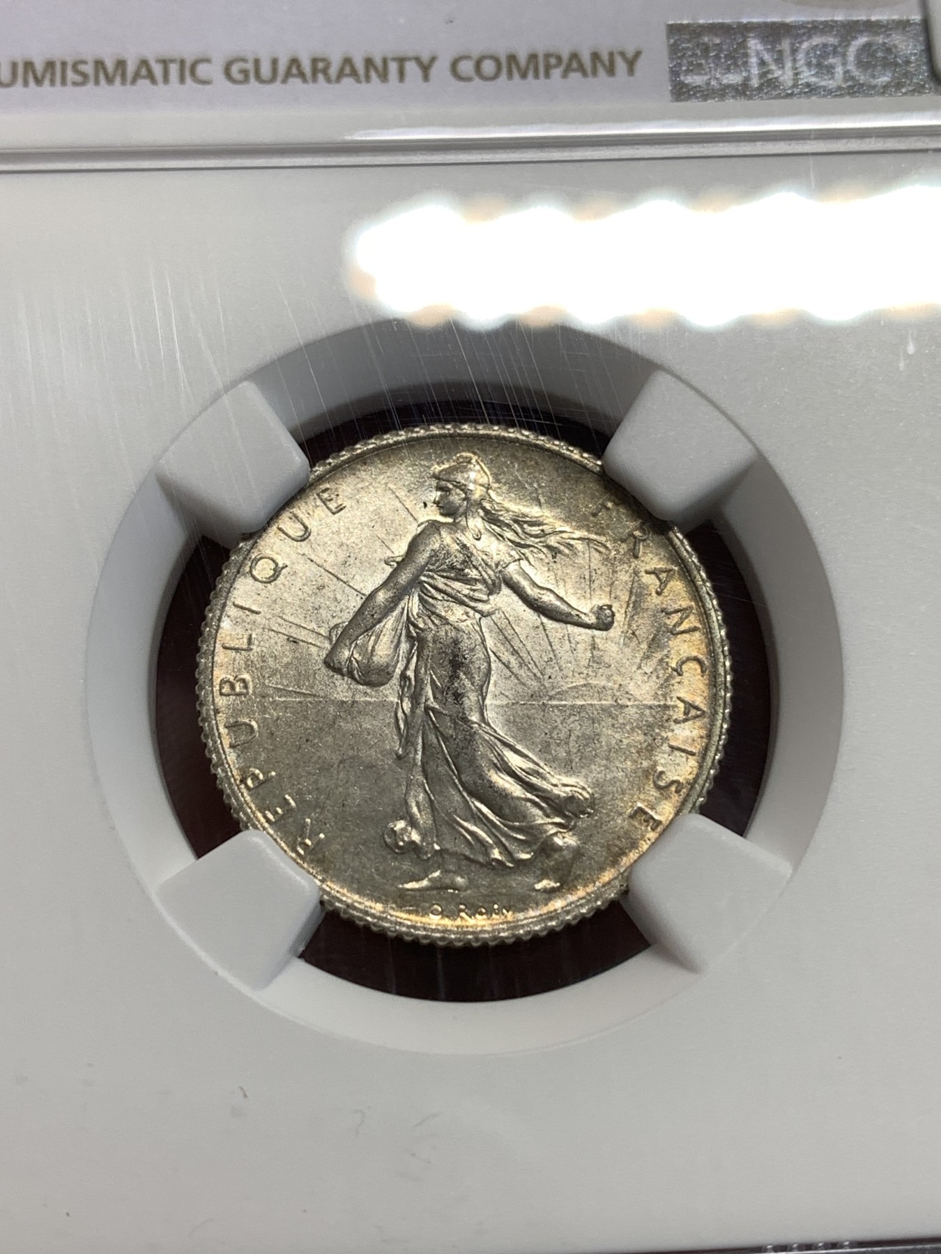 《竞宝斋》第187场-周日，周一 2场 (全场包邮) NGC MS64 法国1915年播种女神1法郎银币