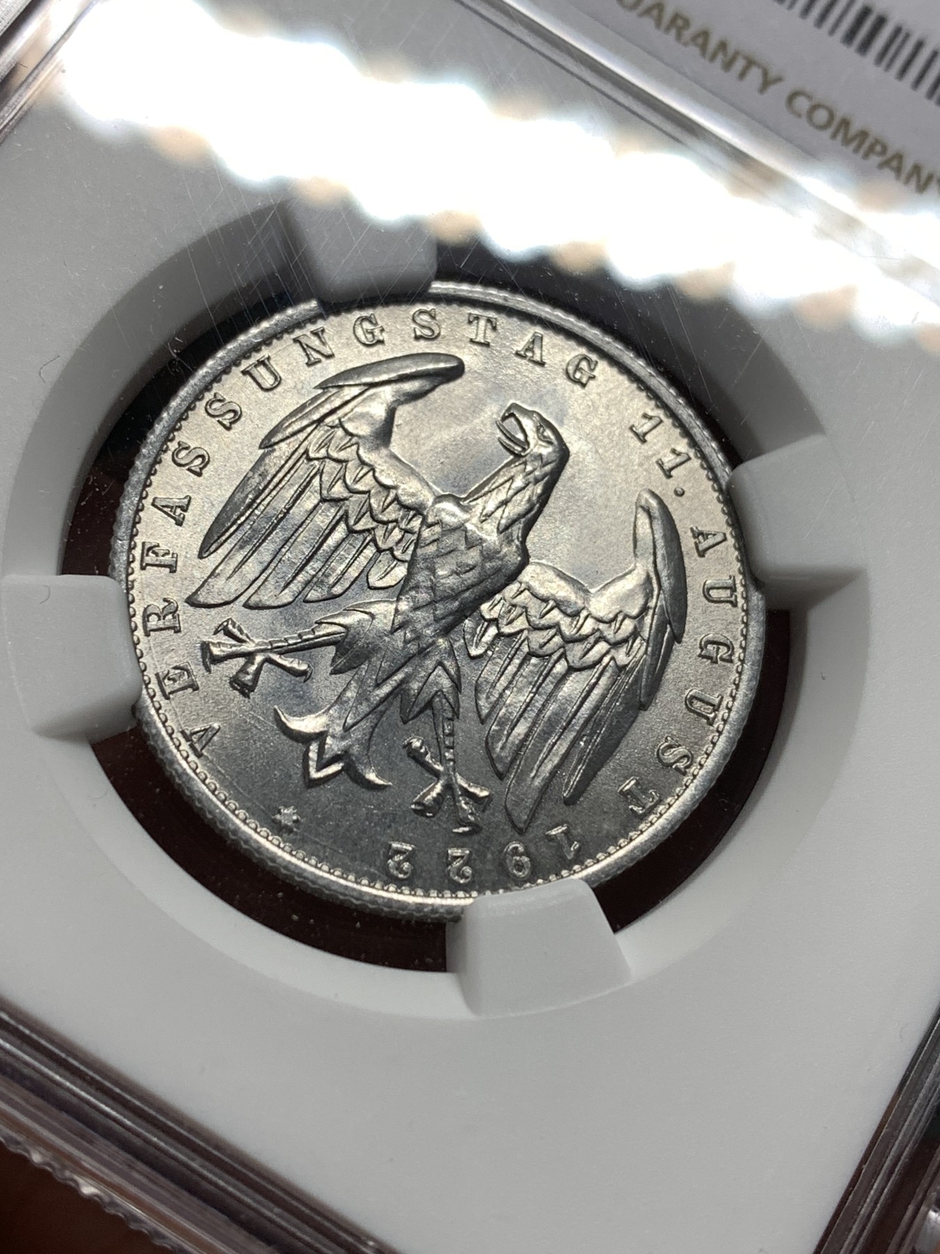 《竞宝斋》第187场-周日，周一 2场 (全场包邮) NGC MS65 德国魏玛共和国1922年3马克铝币