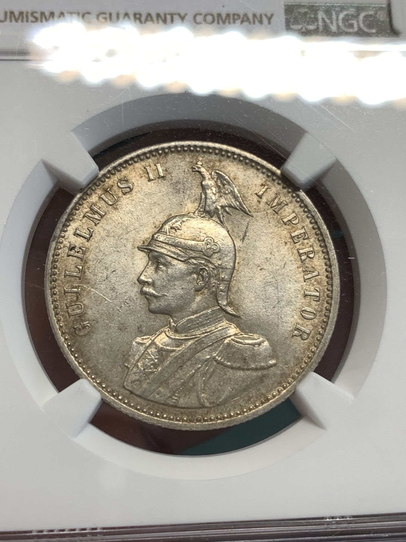 《竞宝斋》第187场-周日，周一 2场 (全场包邮) NGC UNC 东非1卢比银币 较少年份 干环境包浆 这品种好品少