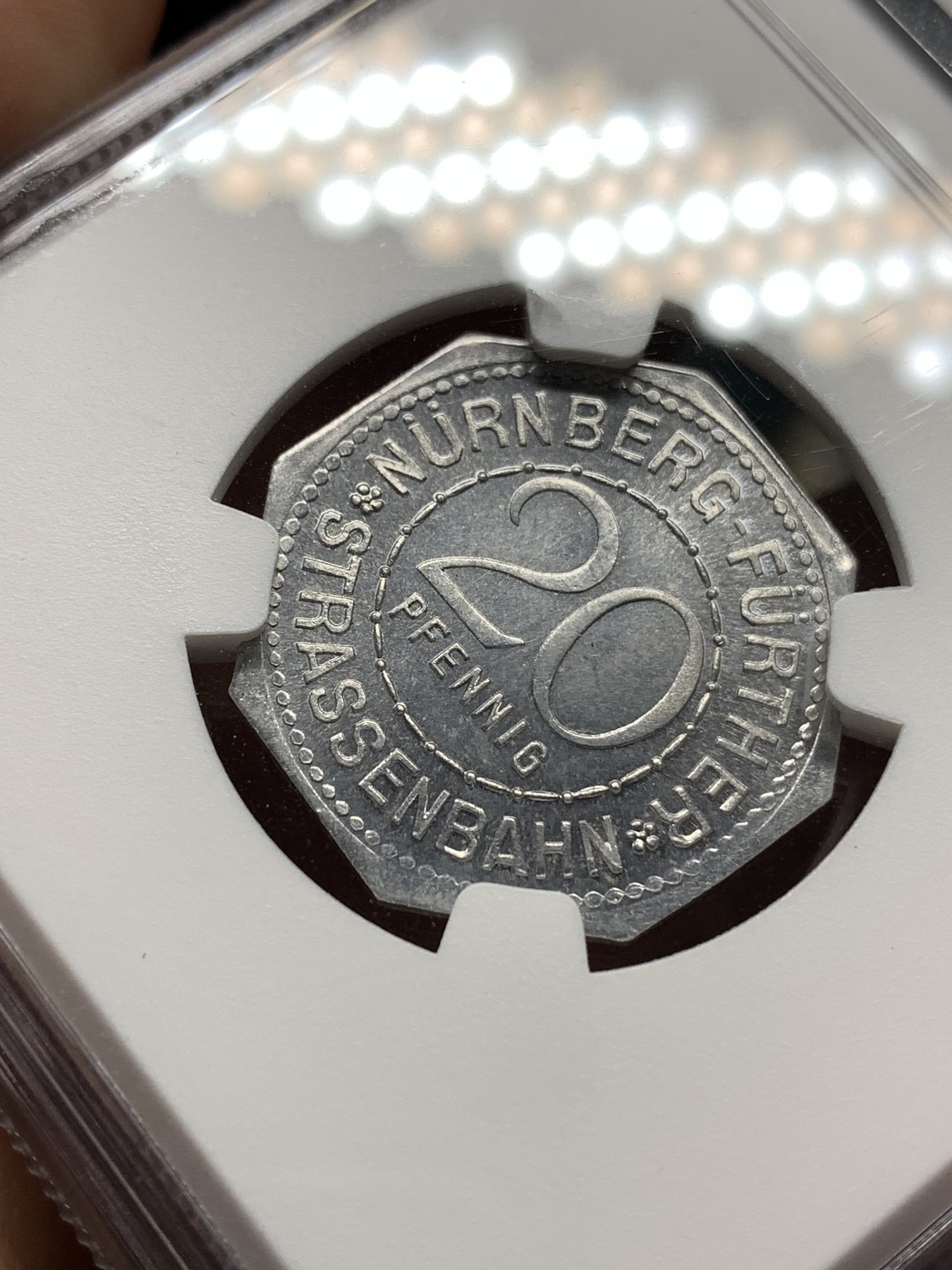 《竞宝斋》第187场-周日，周一 2场 (全场包邮) NGC MS65 德国1920纽伦堡紧急状态时期城市景观20P代用币