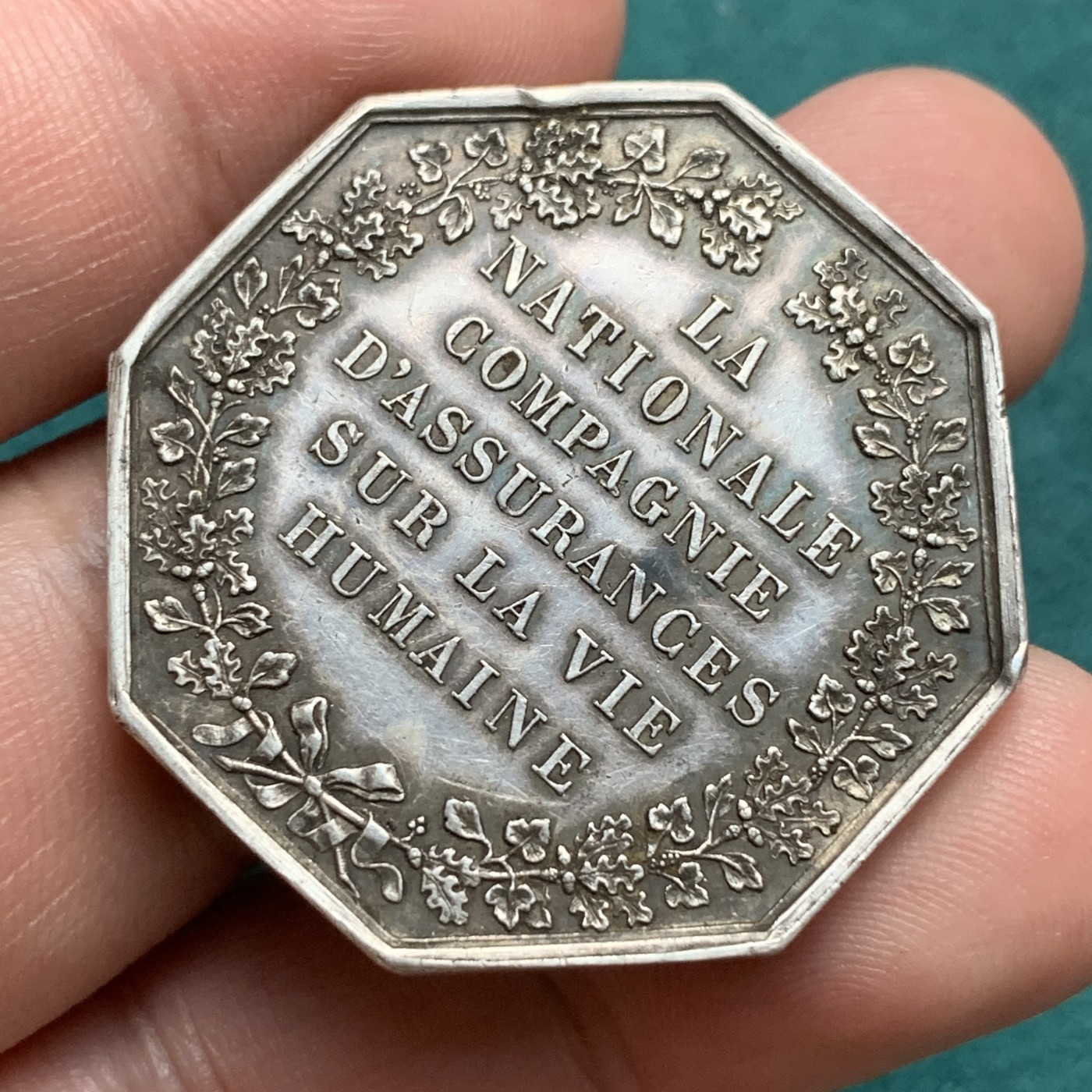 《竞宝斋》第187场-周日，周一 2场 (全场包邮) 法国八角大个头银质代用币 19.5g 36mm