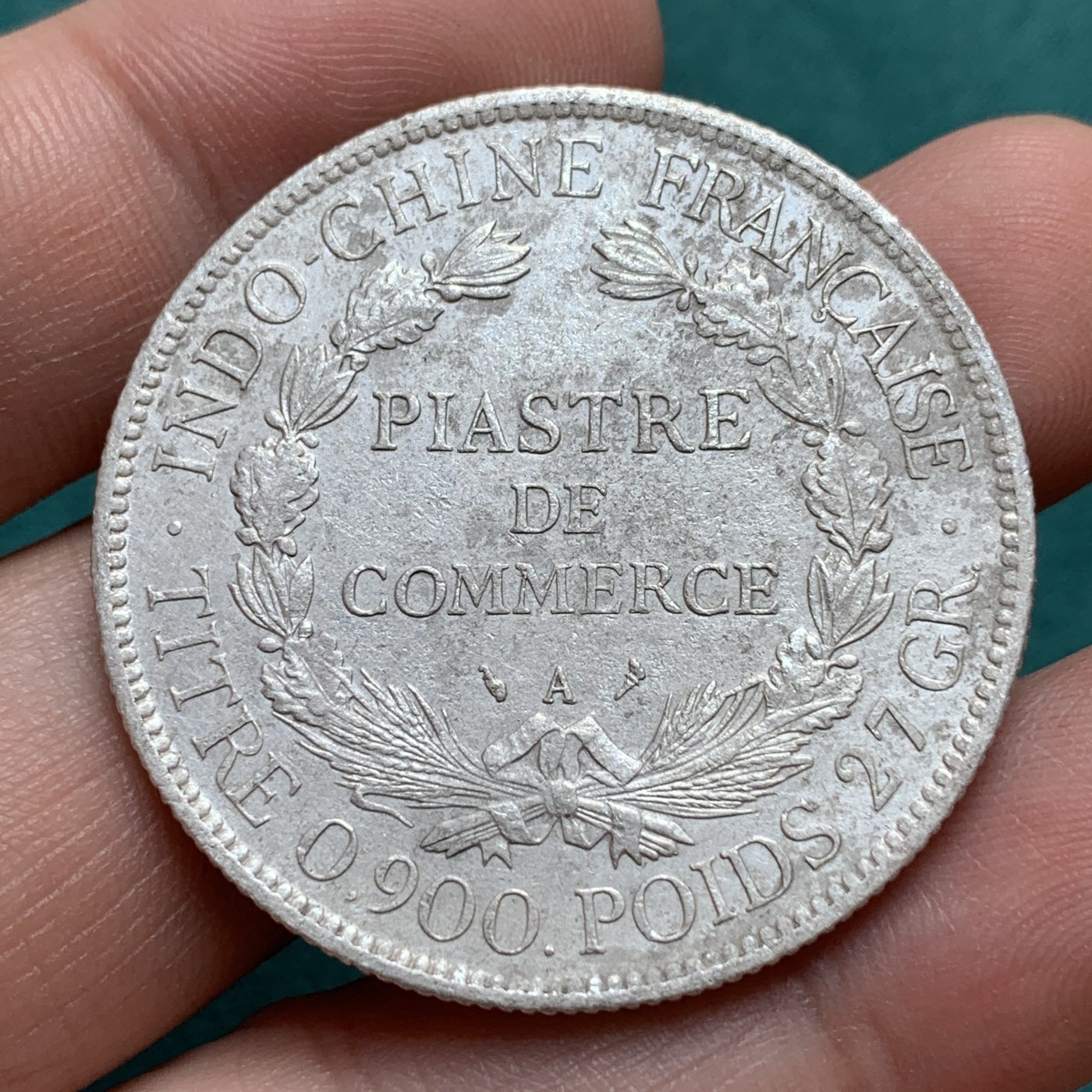 《竞宝斋》第187场-周日，周一 2场 (全场包邮) 1906A法属印度支那1皮阿斯特坐洋大银币 细节锋利