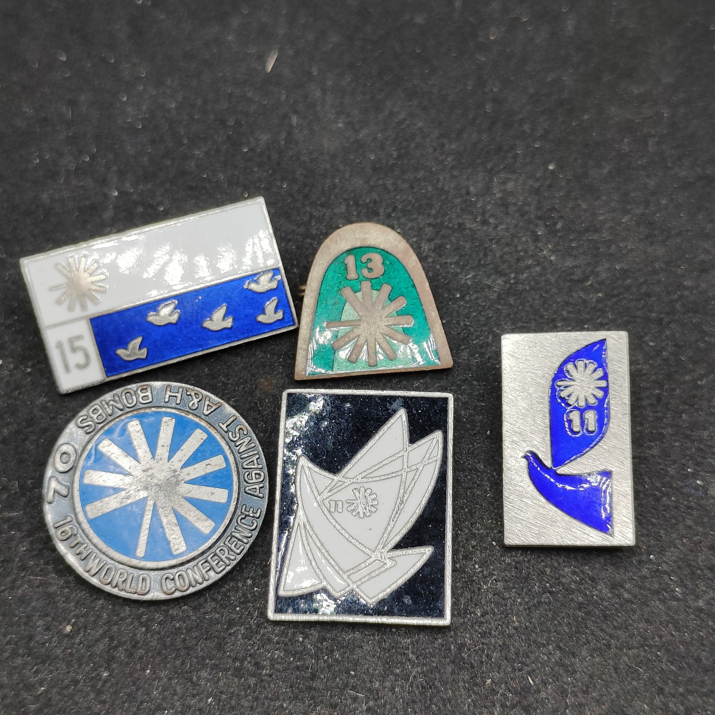 全场0元起拍 第80期 咸鱼国勋章拍卖专场 8月9日（周三）下午6：00开始 日本原水爆禁止世界大会珐琅章一组