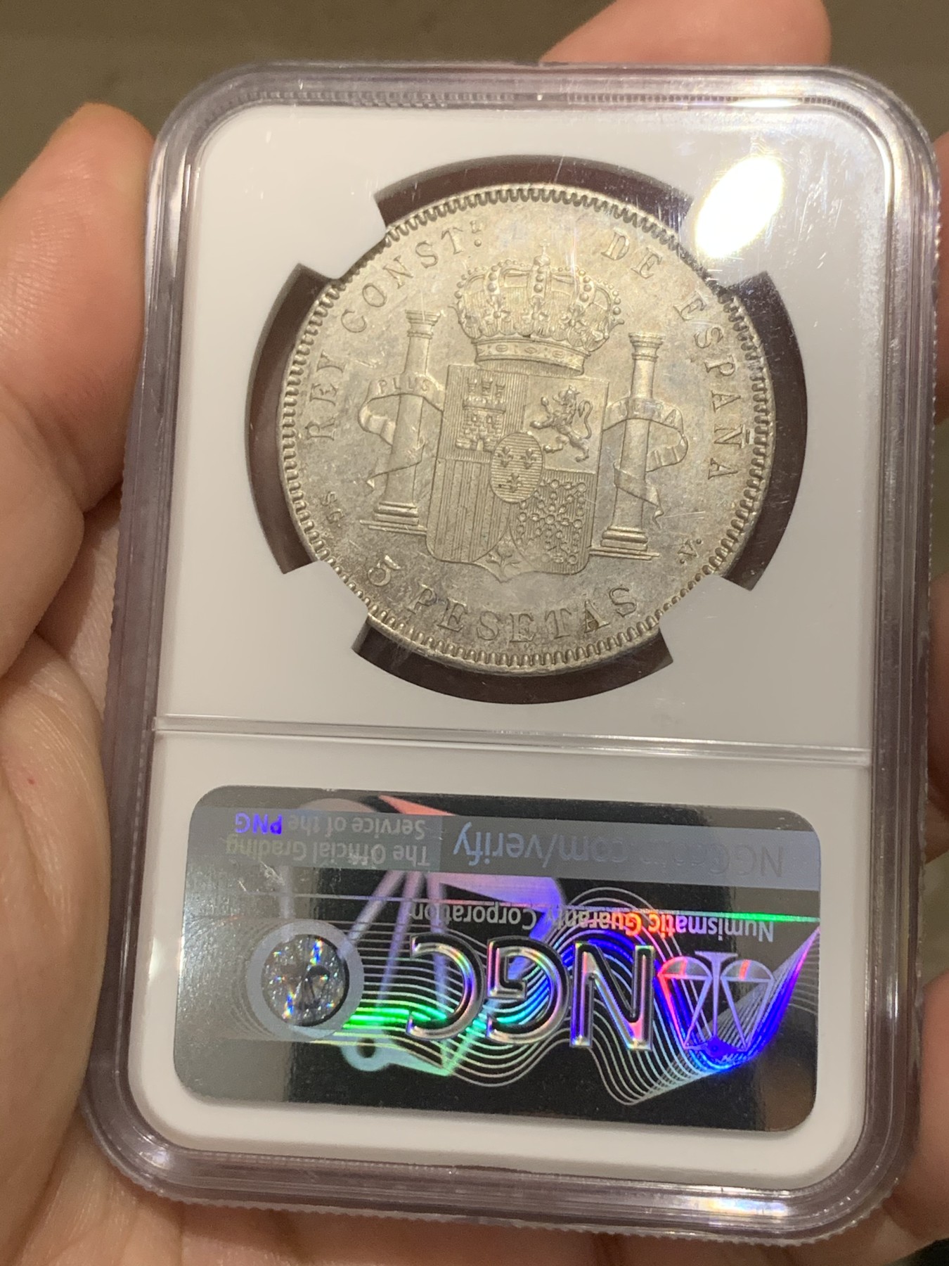 《竞宝斋》第187场-周日，周一 2场 (全场包邮) NGC-MS62 西班牙1899年 国王阿方索十三世 5比塞塔银币 类似镜面的底板 淡淡的金彩 近期热门的品种