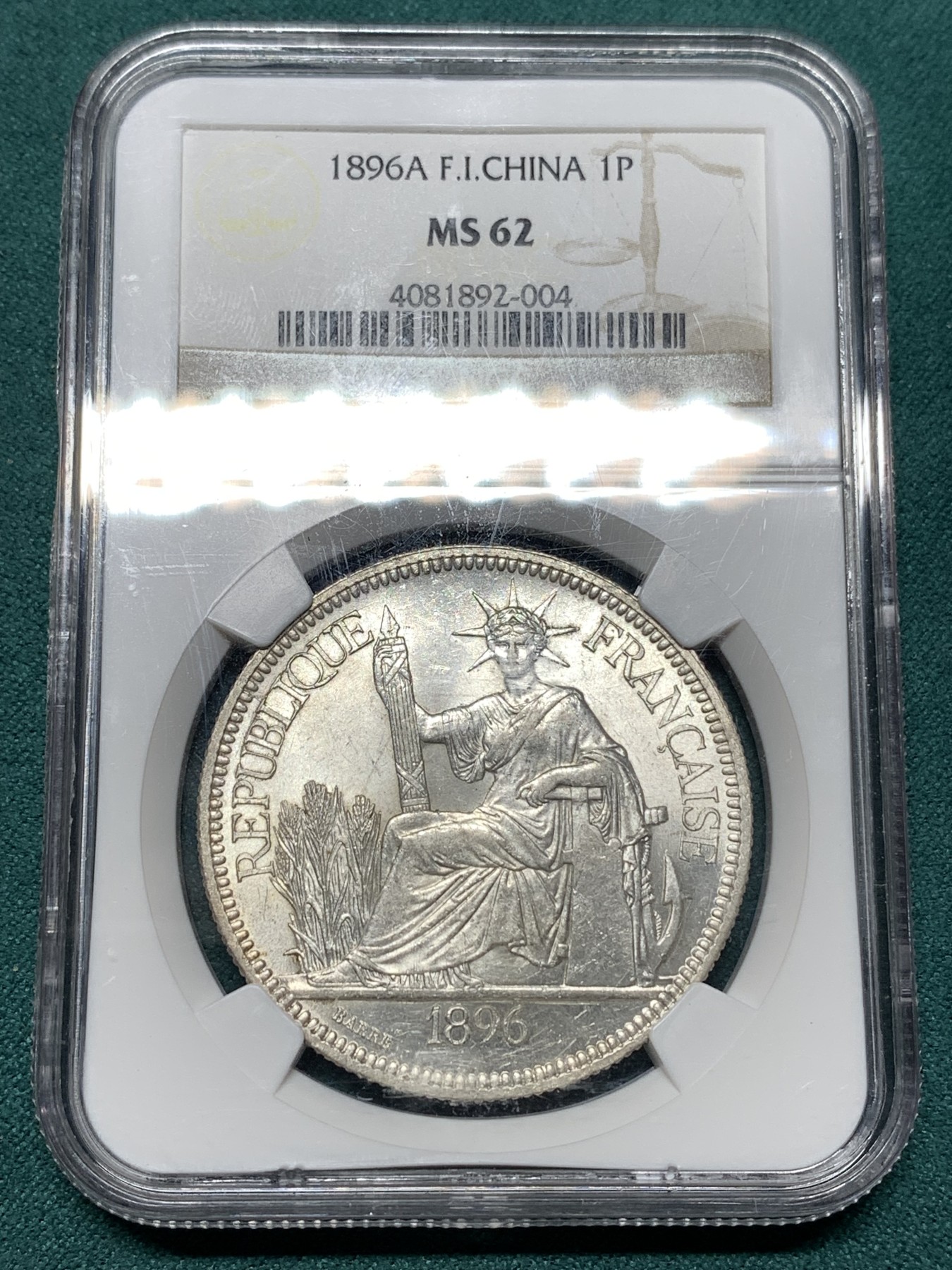 《竞宝斋》第187场-周日，周一 2场 (全场包邮) NGC MS62 法属印支 1896年坐洋 银币老盒封装 状态很好