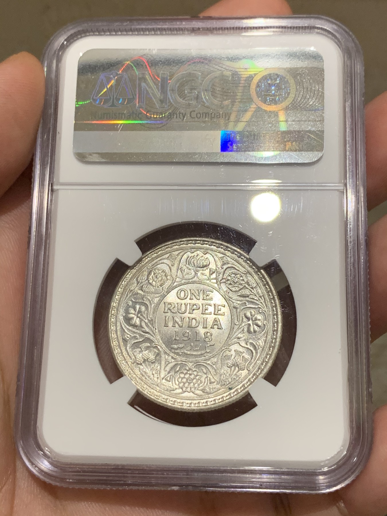 《竞宝斋》第187场-周日，周一 2场 (全场包邮) NGC MS62 印度乔五1918C 1卢比银币