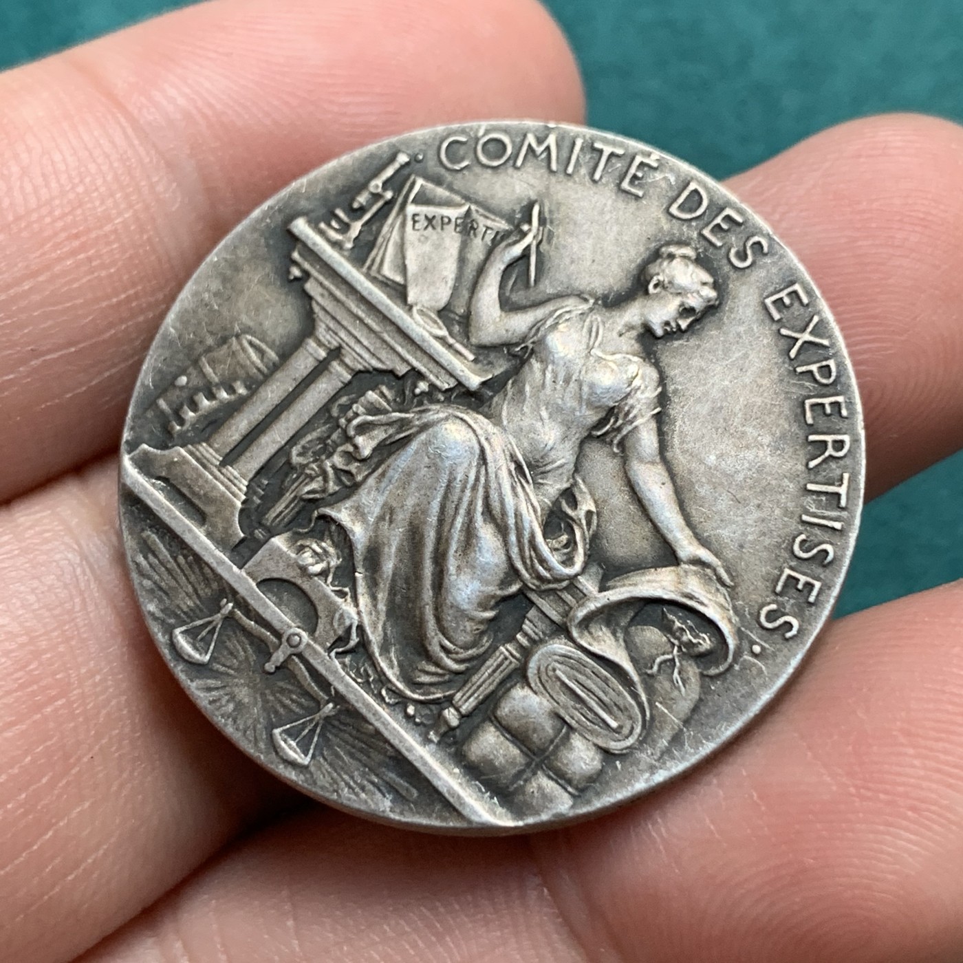 《竞宝斋》第187场-周日，周一 2场 (全场包邮) 法国1822年工商协会女神纪念银章，16.2g 33mm 丰饶角Argent边铭