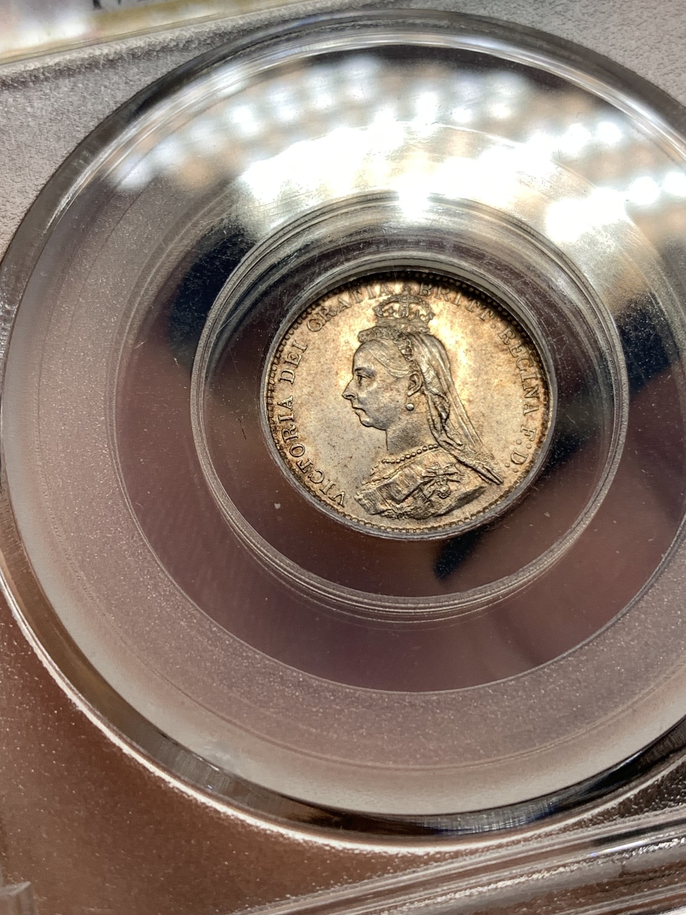 《竞宝斋》第187场-周日，周一 2场 (全场包邮) 公博 MS65 英国1887维多利亚高冠3便士银币