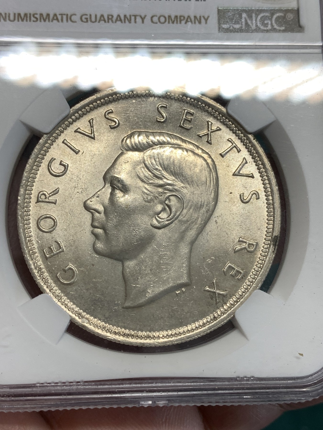 《竞宝斋》第187场-周日，周一 2场 (全场包邮) NGC MS63 南非乔治六世1952发现开普敦5先令纪念大银币