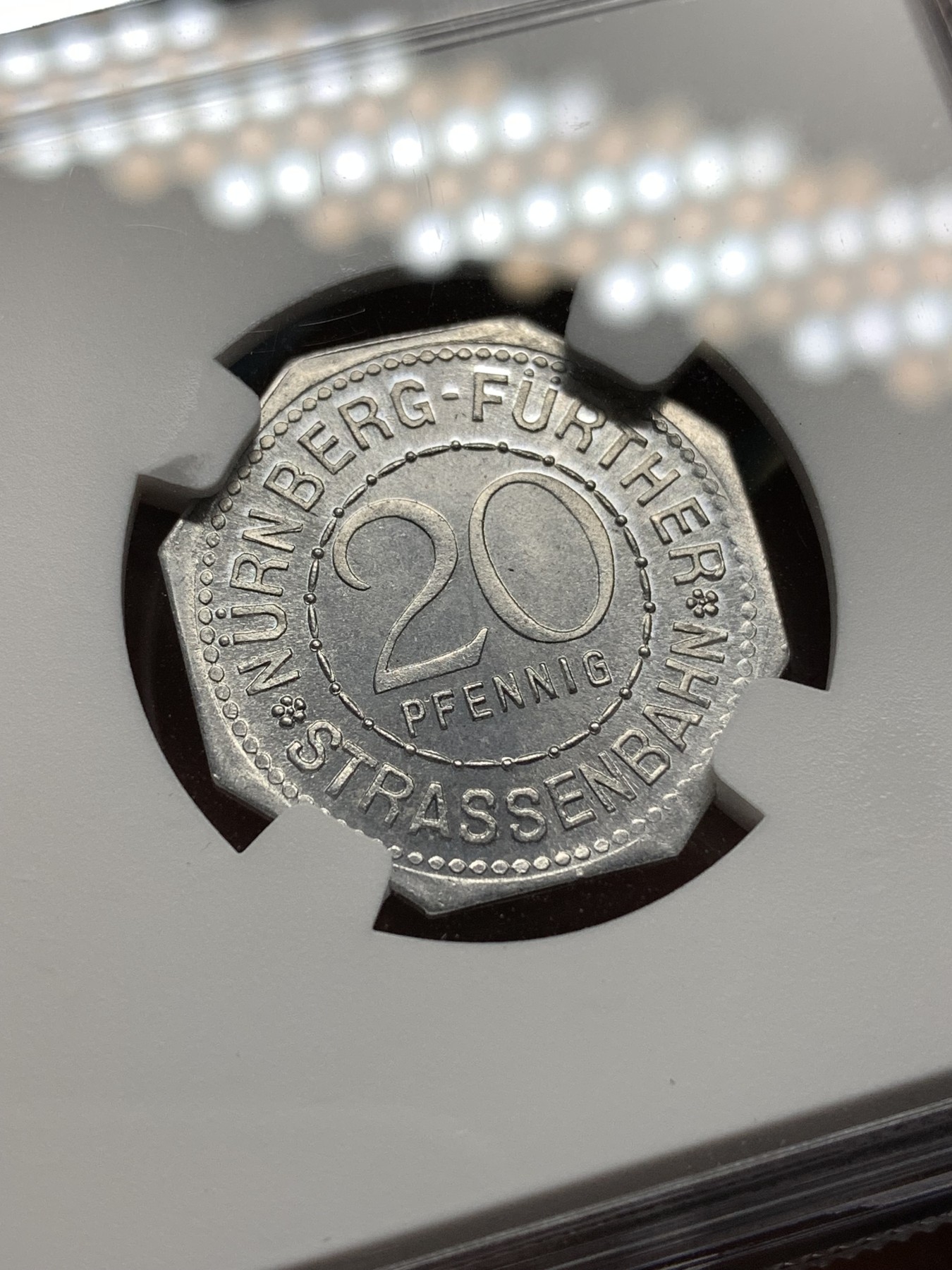 《竞宝斋》第187场-周日，周一 2场 (全场包邮) NGC MS65 德国1920纽伦堡紧急状态时期城市景观20P代用币