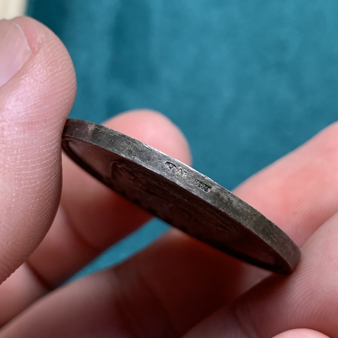 《竞宝斋》第187场-周日，周一 2场 (全场包邮) 法国布鲁瓦学院五彩银章 16.2g 33.5mm