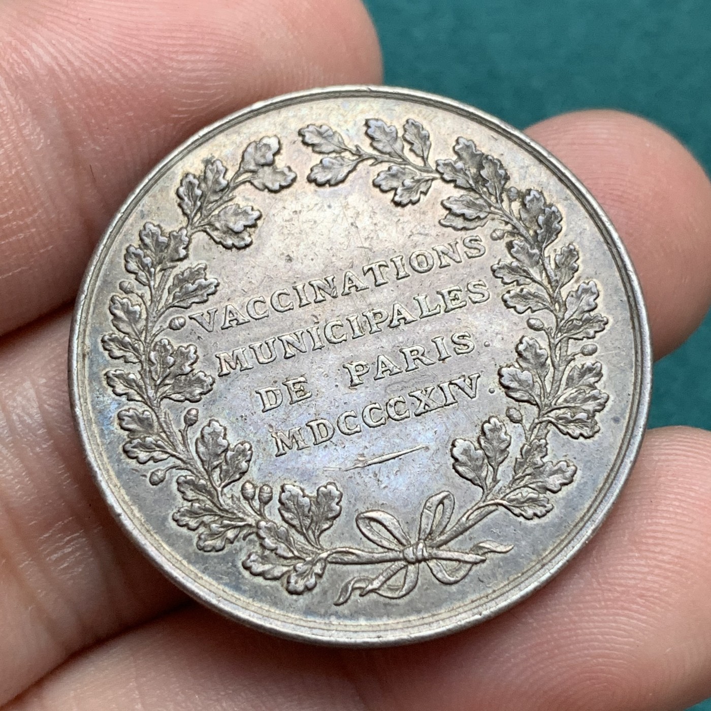 《竞宝斋》第187场-周日，周一 2场 (全场包邮) 1814年法国巴黎疫苗接种银质代用币 15.5g 32.5mm