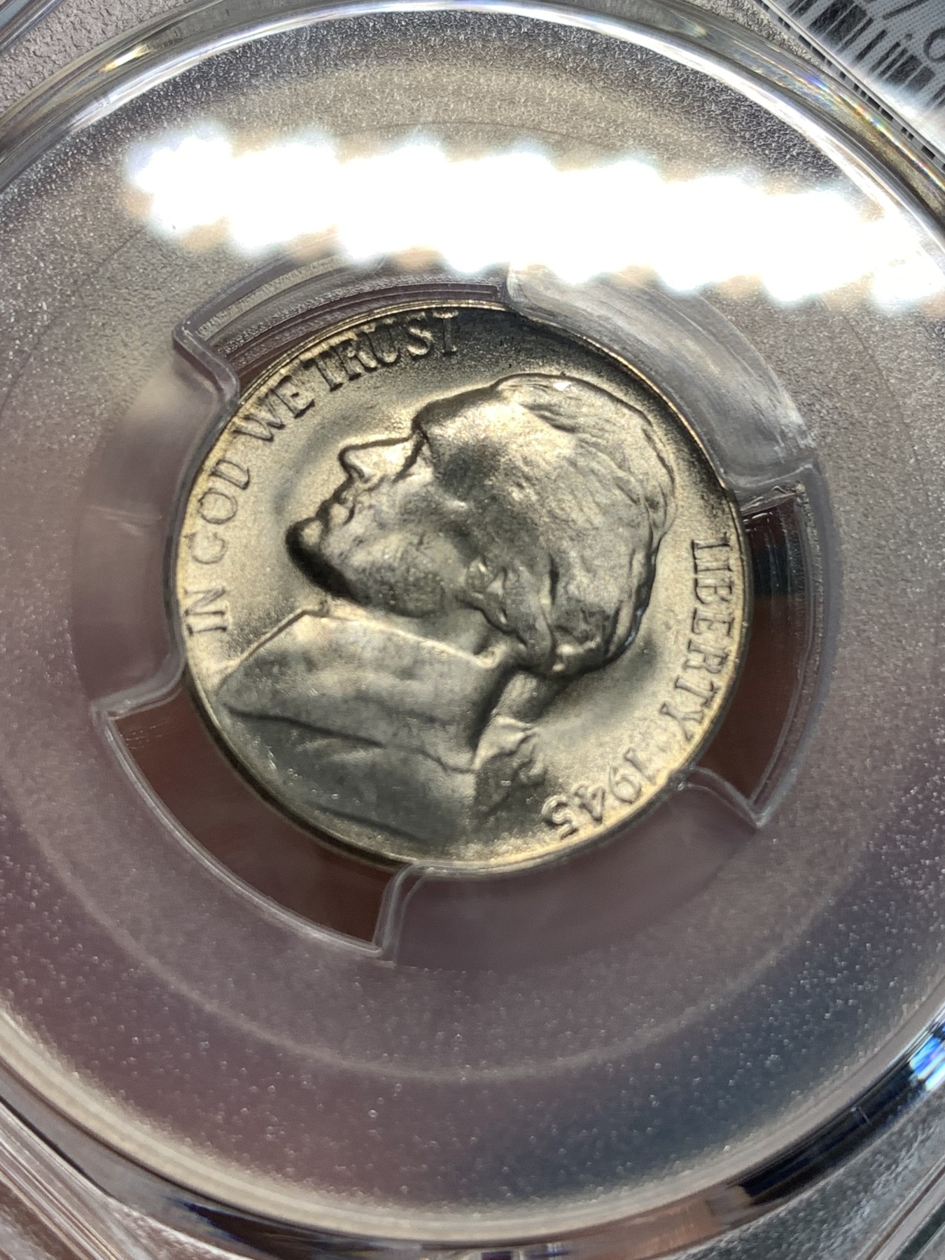 《竞宝斋》第187场-周日，周一 2场 (全场包邮) PCGS-MS65 美国 杰弗逊 1945年 战时5美分 低银版（仅1942-1945年含银，其余皆为镍币）