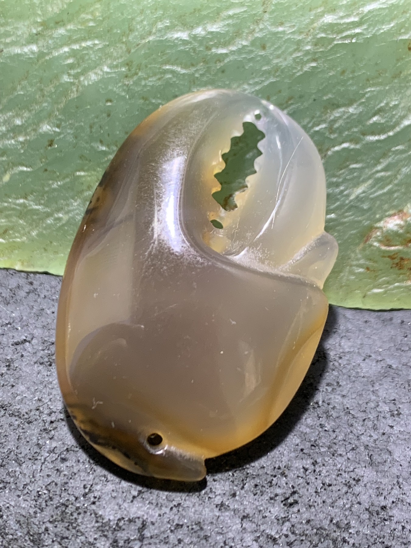 精美水墨纹高玉化海洋玉髓雕刻独霸一方吊坠一个，