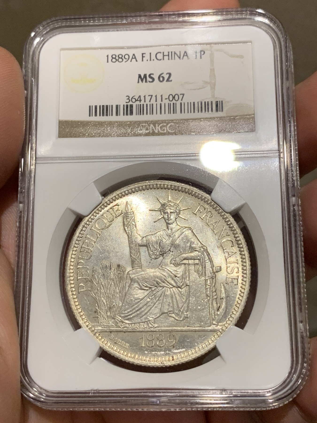 《竞宝斋》第188场-周日，周一 2场 (全场包邮) 加重版 NGC MS62 法属印支1889年坐洋银币 早期品种 状态很好