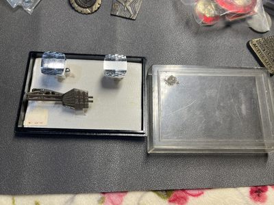 古冰库勋章杂项交流群第七场群拍 - 领带夹䄂扣一套