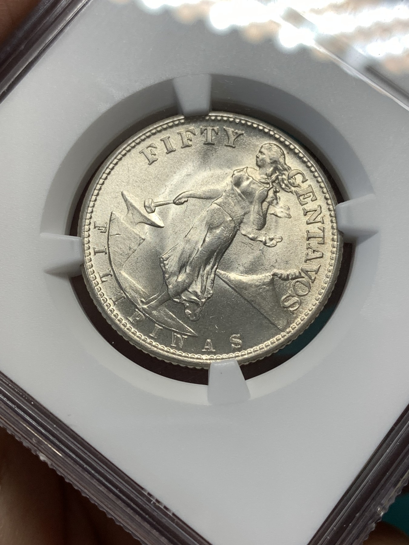 《竞宝斋》第188场-周日，周一 2场 (全场包邮) NGC-MS65 1944年菲律宾女神50分银币，44年比45年少多了，原光卷拆品,NGC-65分高分，一步到位。