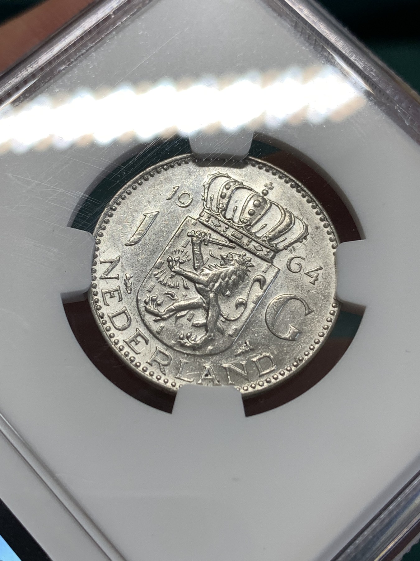 《竞宝斋》第188场-周日，周一 2场 (全场包邮) NGC AU55 荷兰 1964年 朱丽安娜1G银币