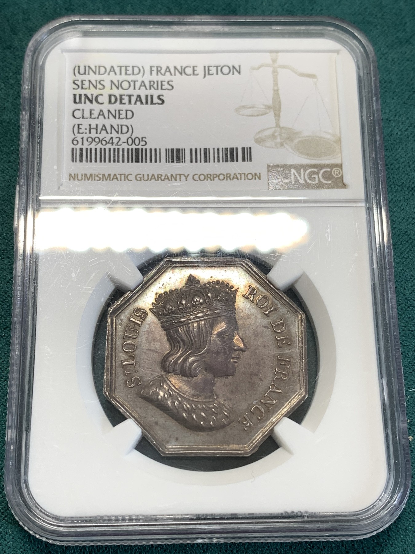 《竞宝斋》第188场-周日，周一 2场 (全场包邮) NGC-UNC 法国桑斯地区公证人JETON银质八角代币 圣路易（法王路易九世）半身像 手指边铭（1845-1860年） 高点俱在包浆漂亮