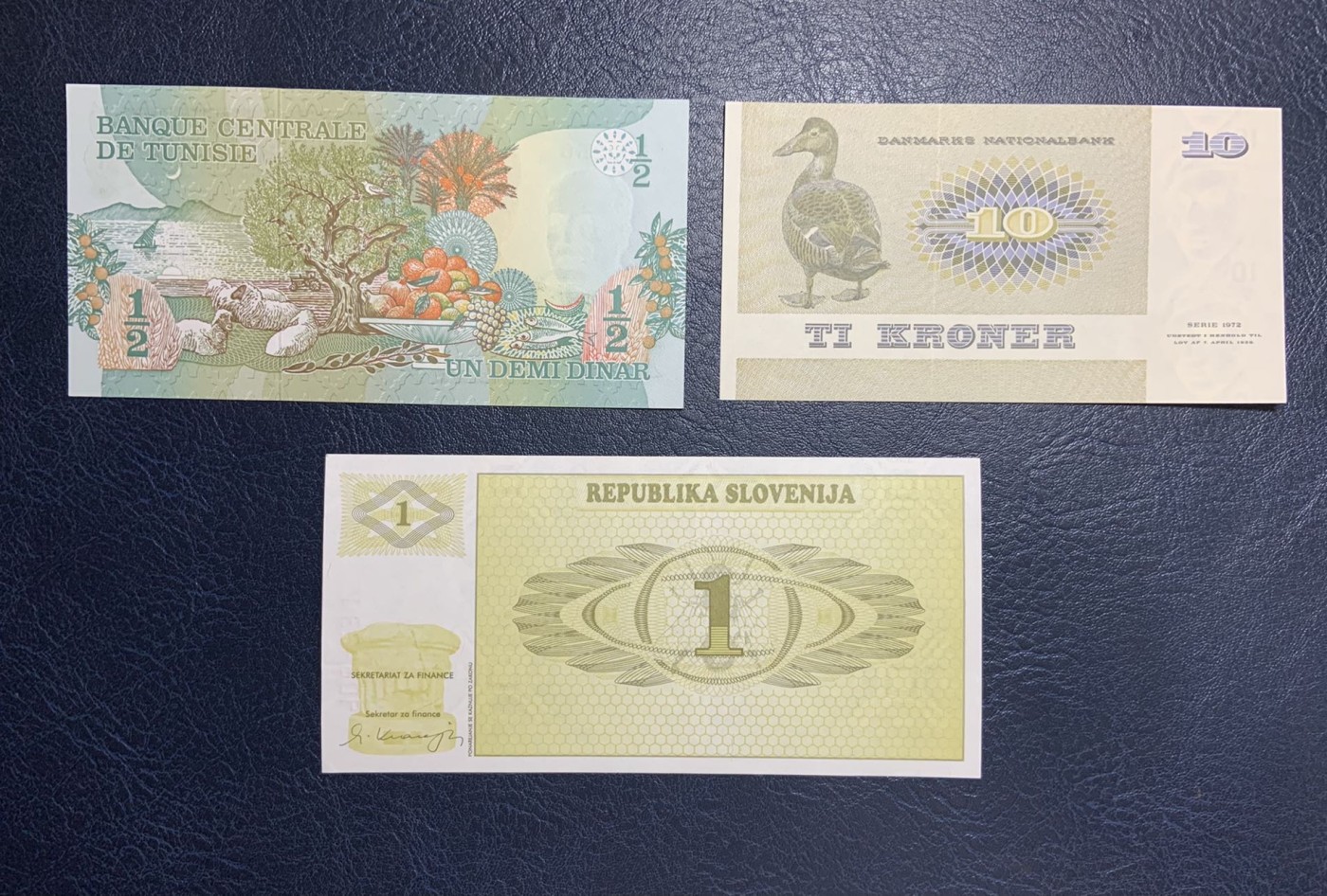 收藏联盟Quantum Auction 第280期拍卖  丹麦1978年10克朗，尼日利亚2022年5到50奈那，突尼斯1972年0.5第纳尔，斯洛文尼亚1托拉尔 品相全新UNC