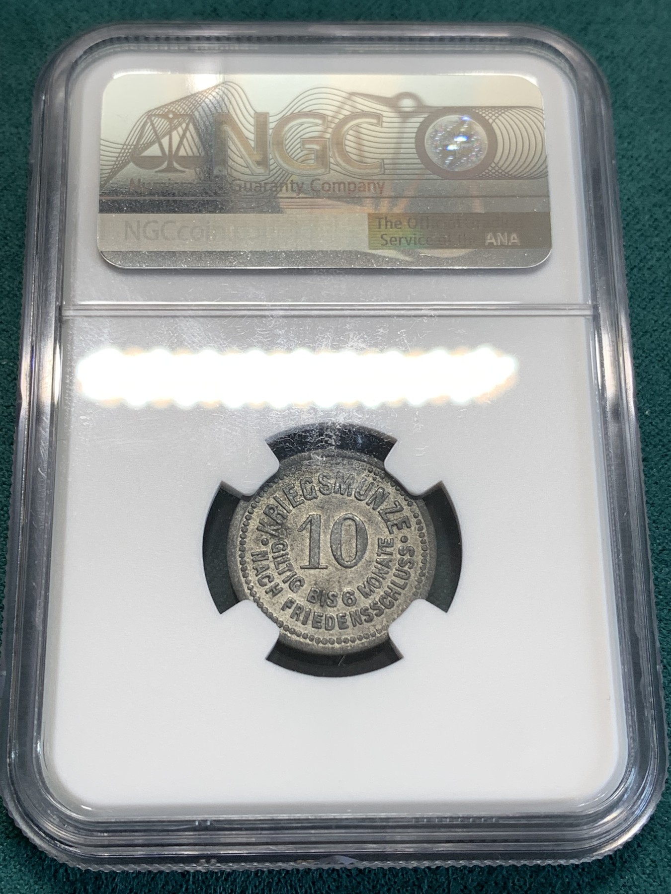 《竞宝斋》第188场-周日，周一 2场 (全场包邮) NGC-MS62 德国1917年德紧代根多夫10芬尼锌币 两面深打原始包浆 锌币百年不易 仅见入盒