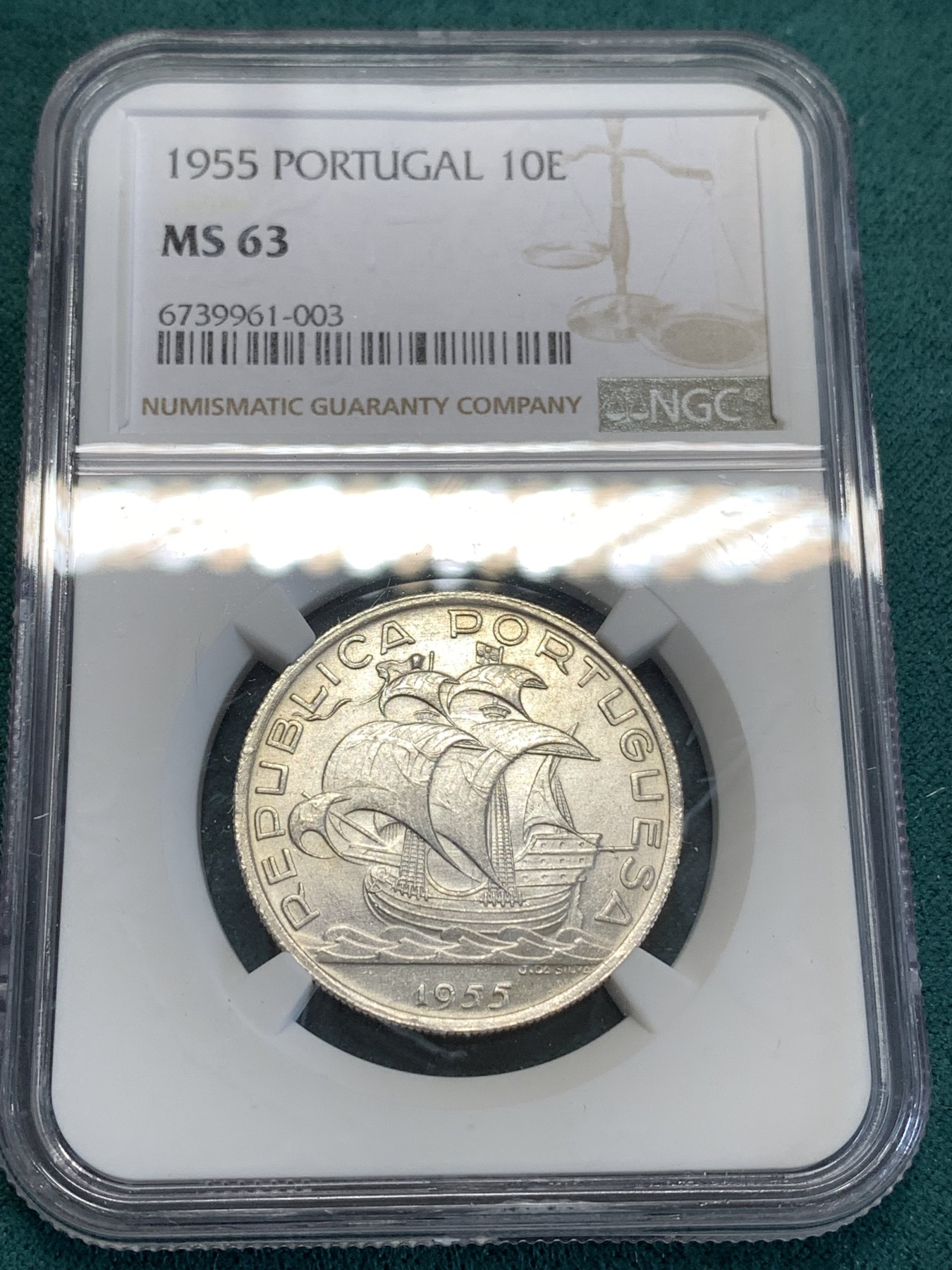 《竞宝斋》第188场-周日，周一 2场 (全场包邮) NGC MS63 葡萄牙 1955 10E 大帆船银币 淡彩包浆 漂亮的