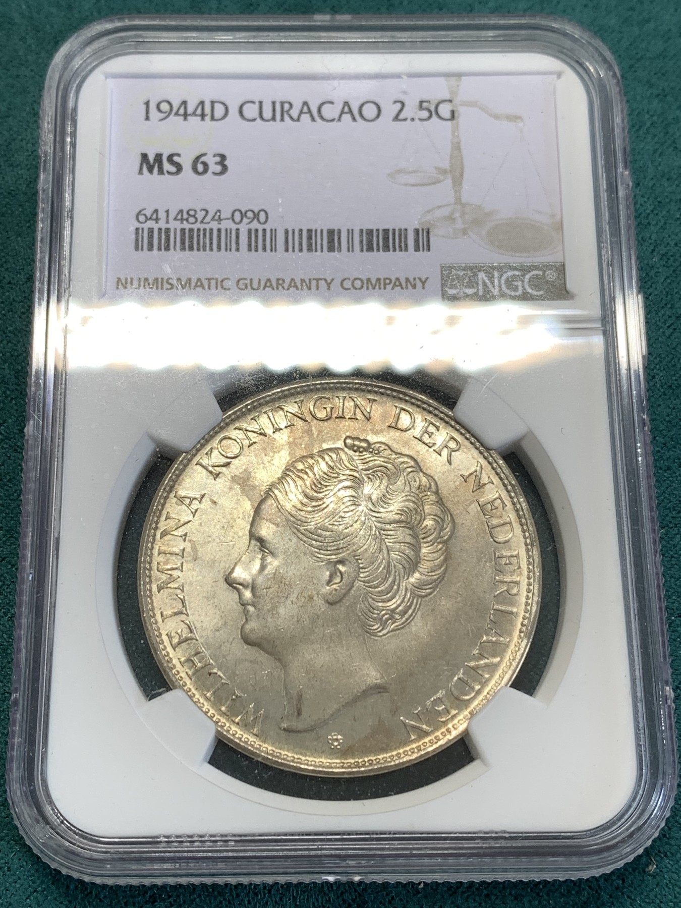 《竞宝斋》第188场-周日，周一 2场 (全场包邮) NGC MS63 荷属库拉索 1944年 威廉明娜 2.5G 大银币 分数不错了