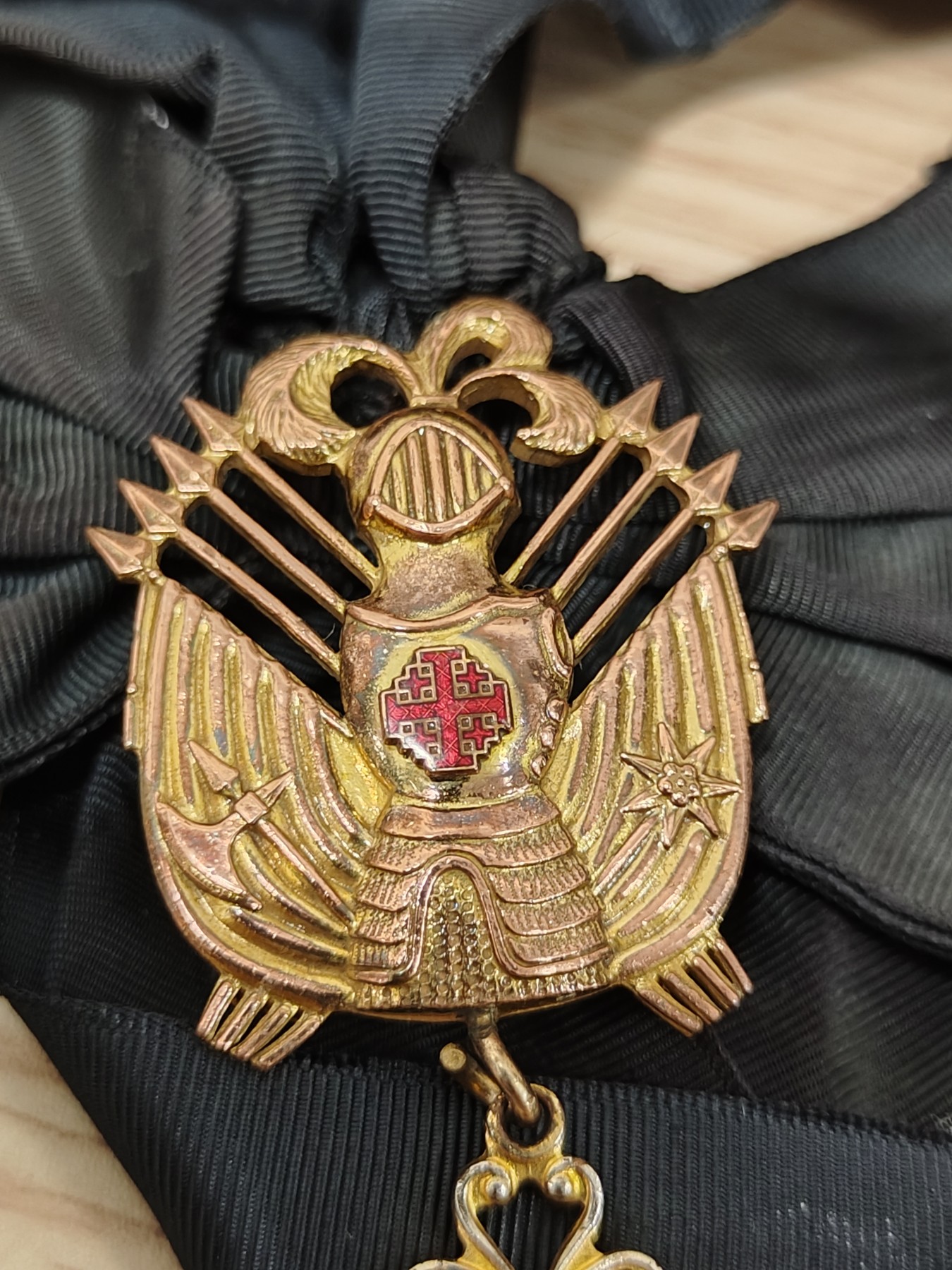 全场0元起拍 第81期 咸鱼国勋章拍卖专场 8月13日（周日）下午6：00开始 梵蒂冈教皇国 大十字级圣暮骑士团勋章大绶+星芒 铜珐琅